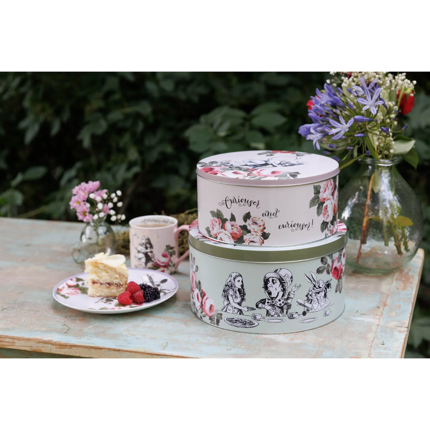 Mikasa V&A Alice In Wonderland Cake Tins - Set Of 2 - Image 5