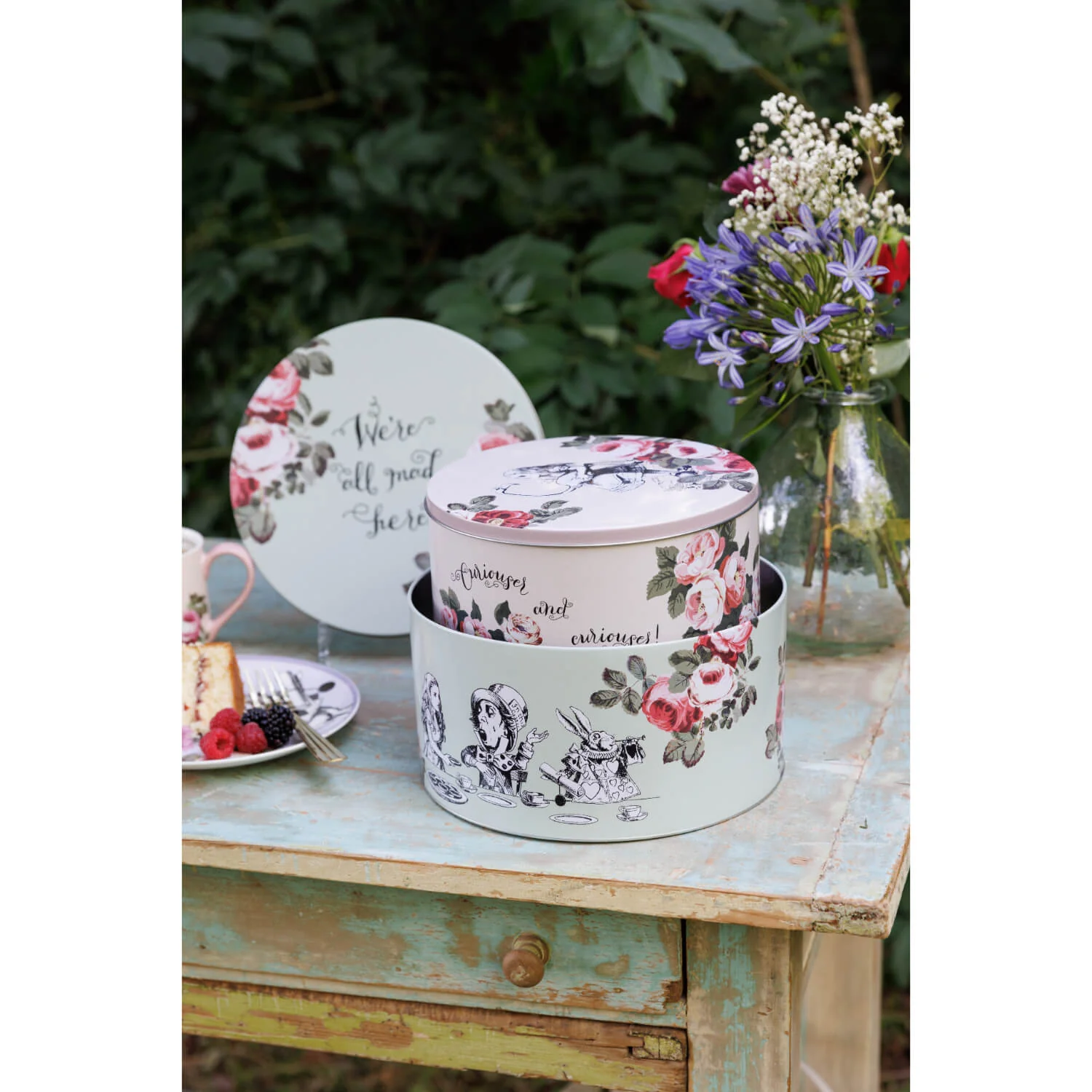 Mikasa V&A Alice In Wonderland Cake Tins - Set Of 2 - Image 7
