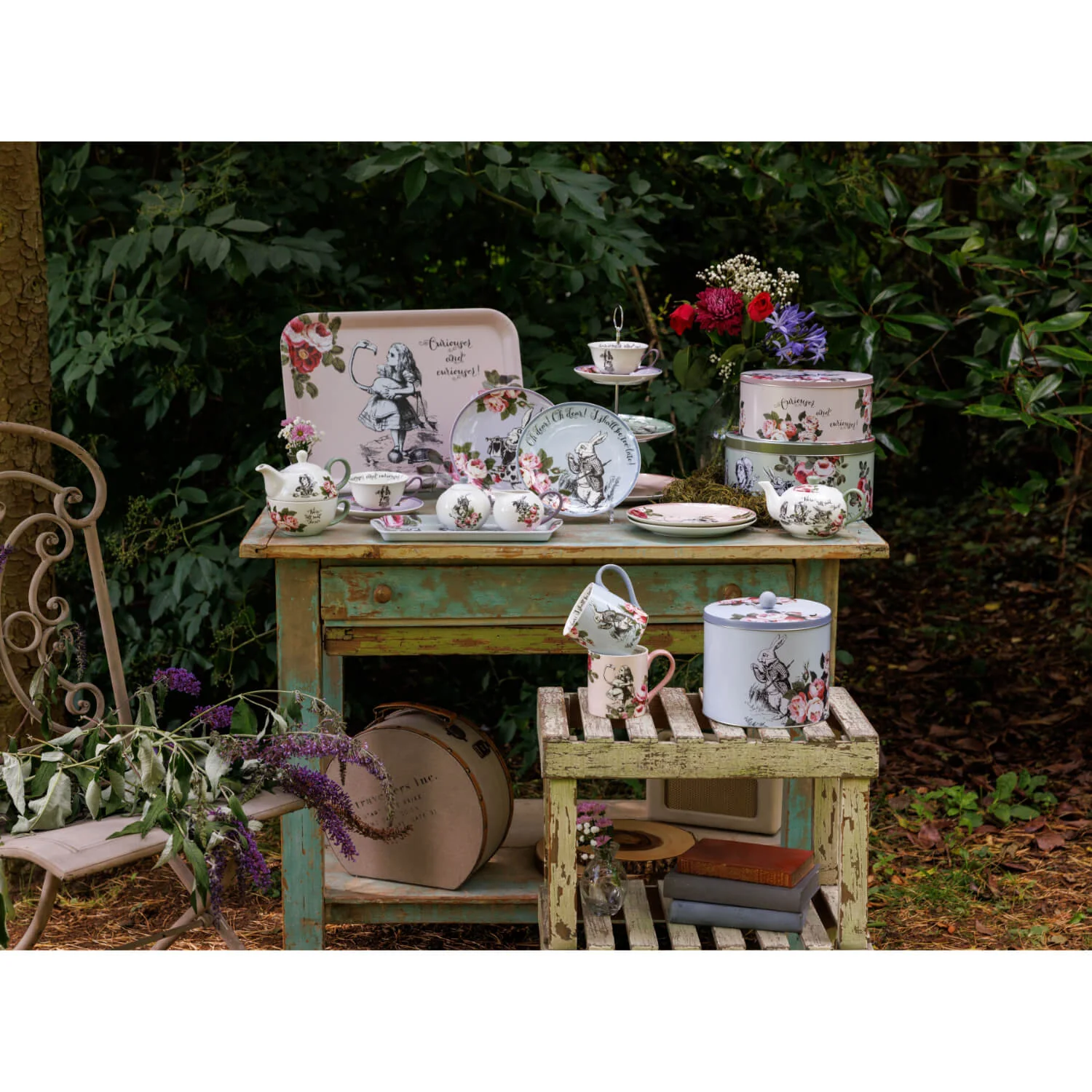 Mikasa V&A Alice In Wonderland Large Melamine Tray - Image 6