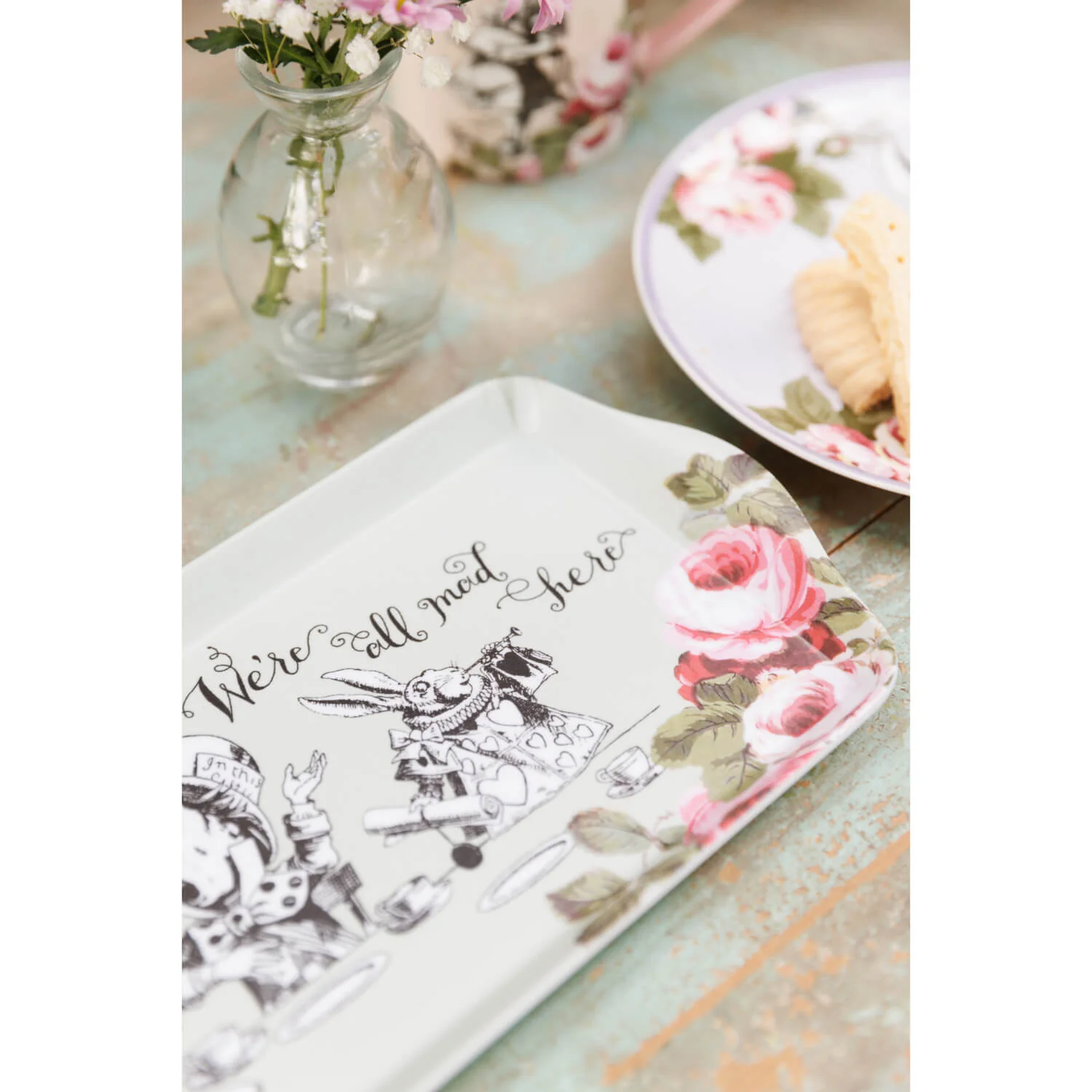 Mikasa V&A Alice In Wonderland Melamine Sandwich Tray - Image 3