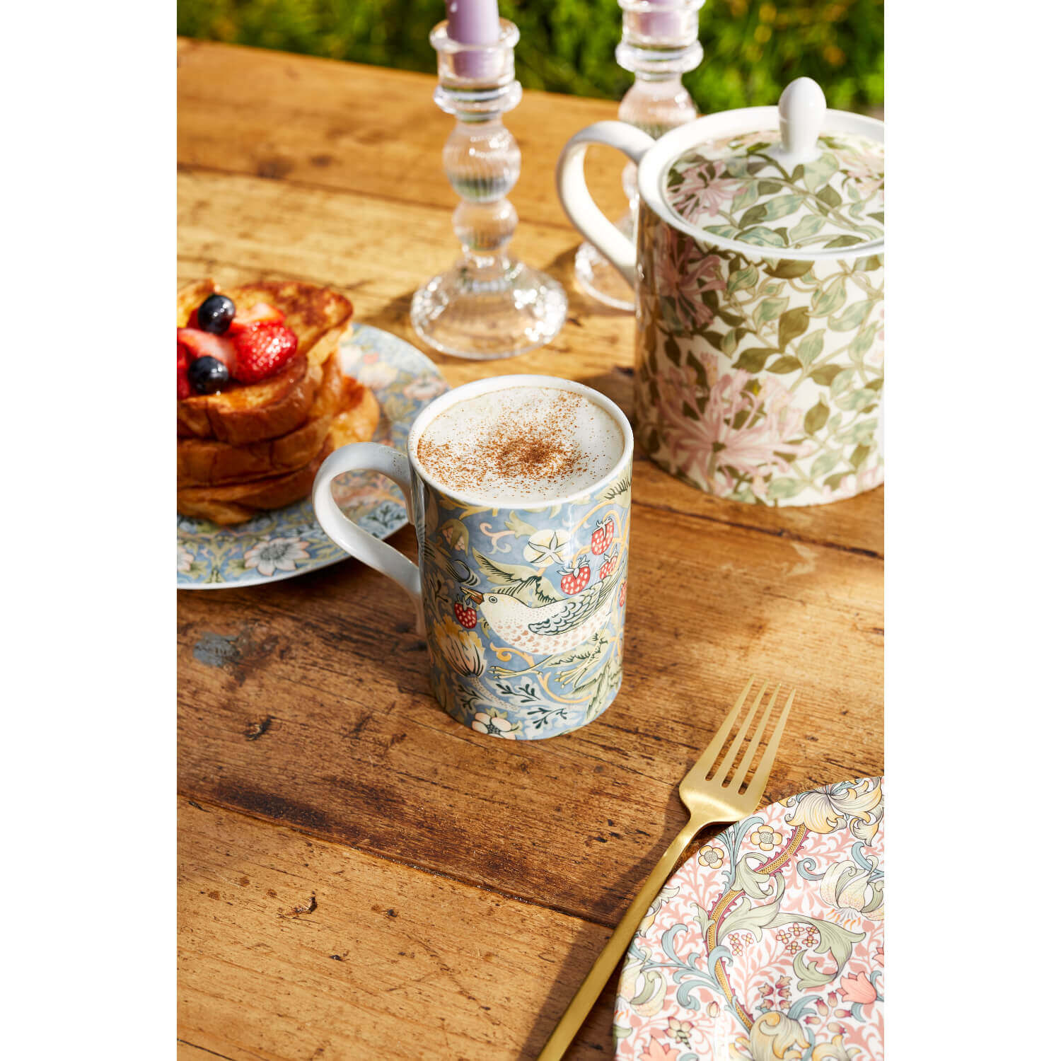 Morris & Co Strawberry Thief 340ml Porcelain Mug - Indigo - Image 5