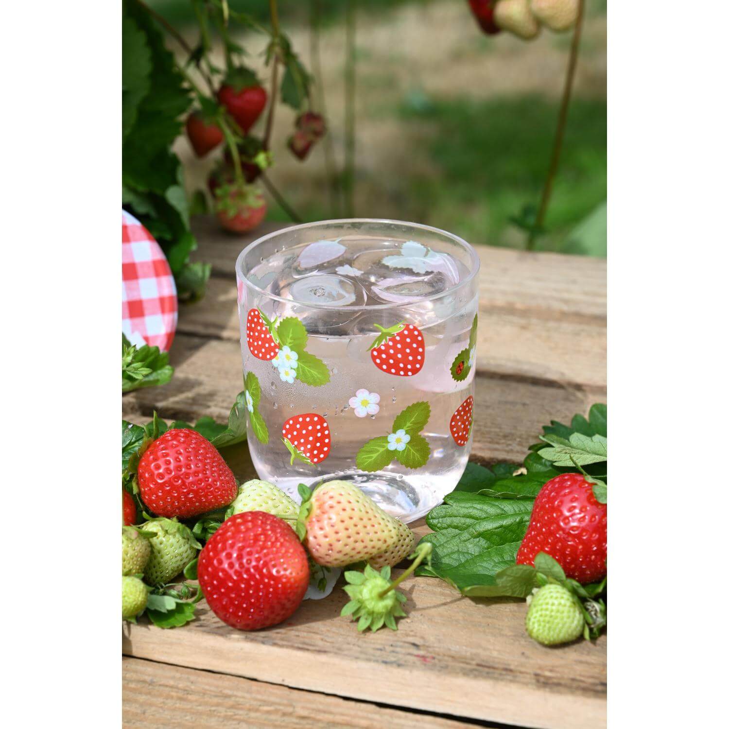 Navigate Strawberries & Cream Reusable Decorated Tumbler - Image 2