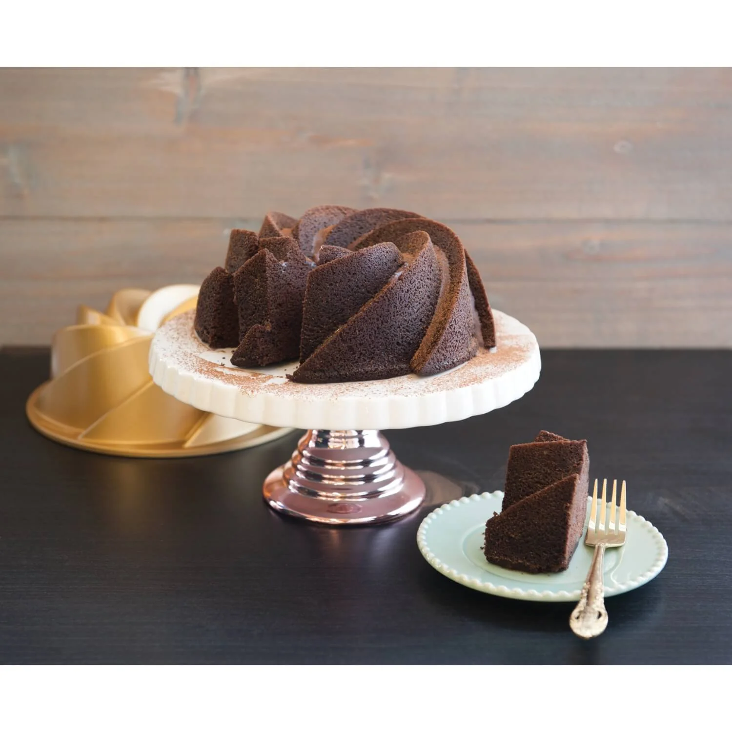Nordic Ware Heritage 6-Cup Bundt Pan - Gold - Image 4