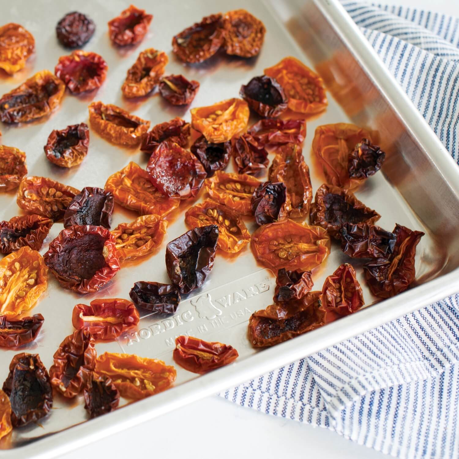 Nordic Ware Naturals Bakers Quarter Aluminium Sheet Pan - Image 5