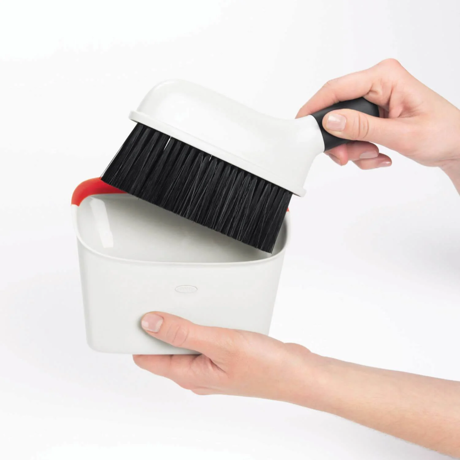 OXO Good Grips Compact Dustpan & Brush Set - Image 3