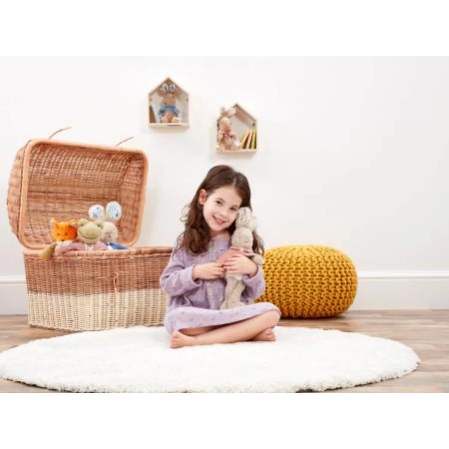 Peter Rabbit Deluxe Soft Toy - Flopsy Bunny - Image 5