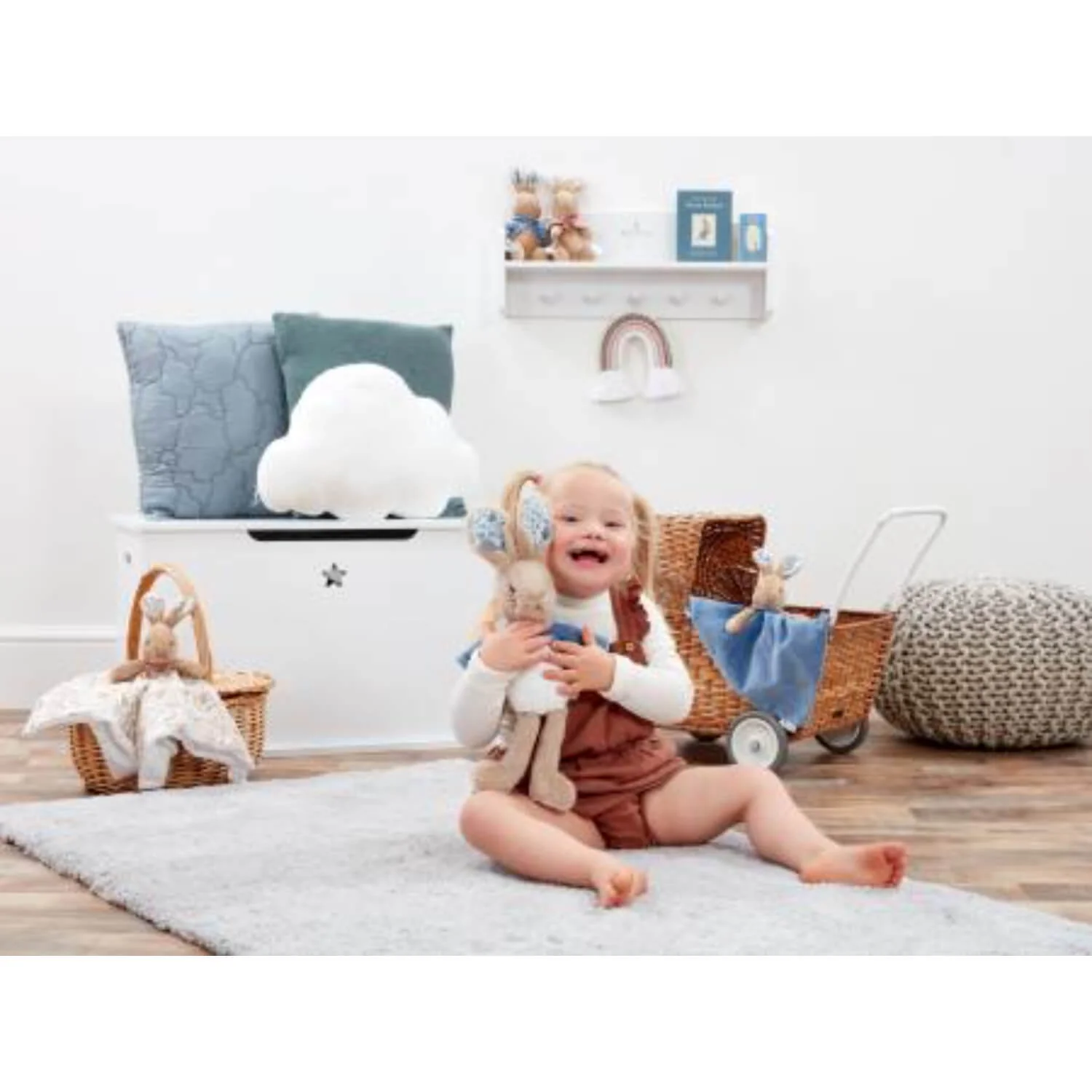 Peter Rabbit Deluxe Soft Toy - Image 3