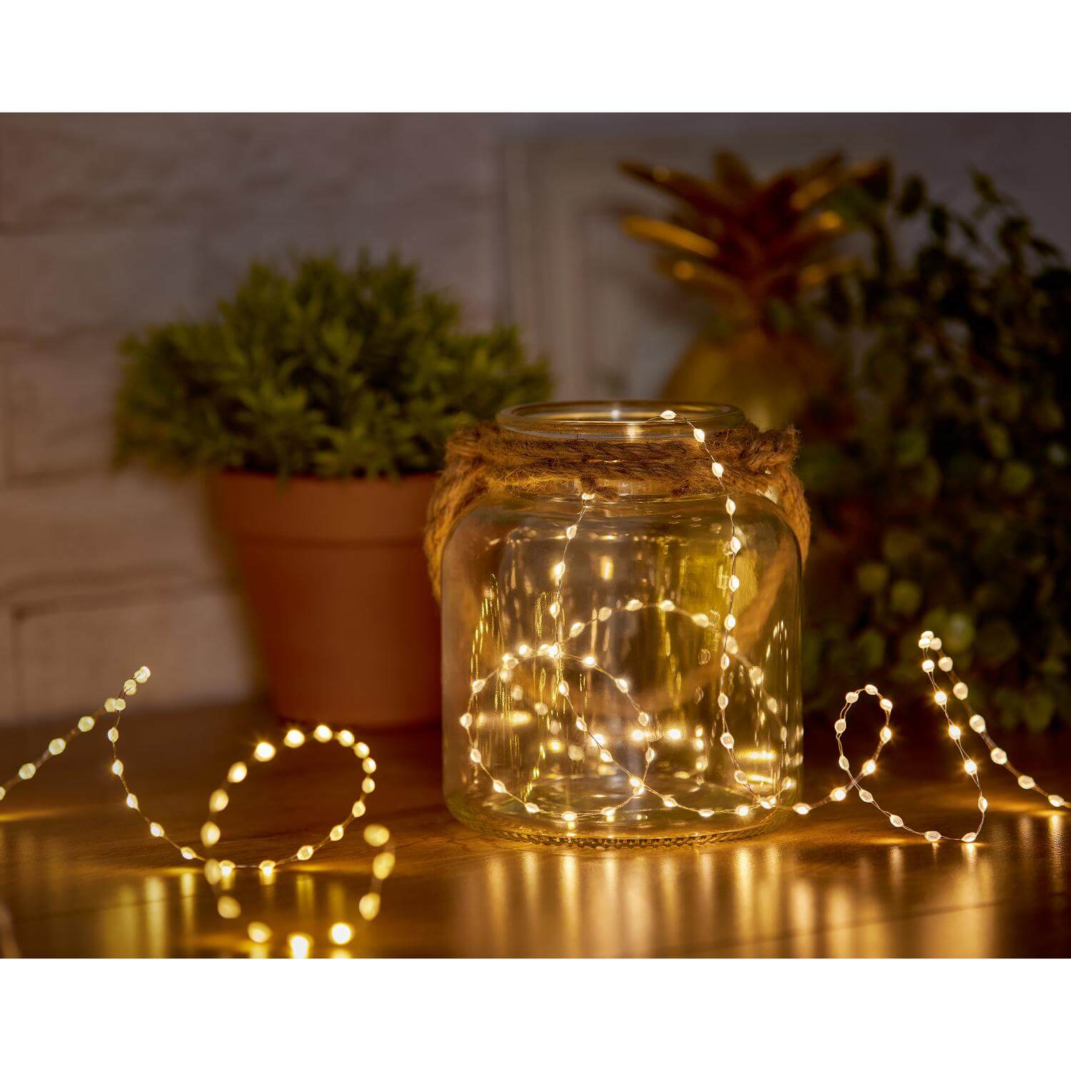 Premier Christmas Compact Ultra Brights 3 Metre 200 LED Lights - Warm White - Image 4
