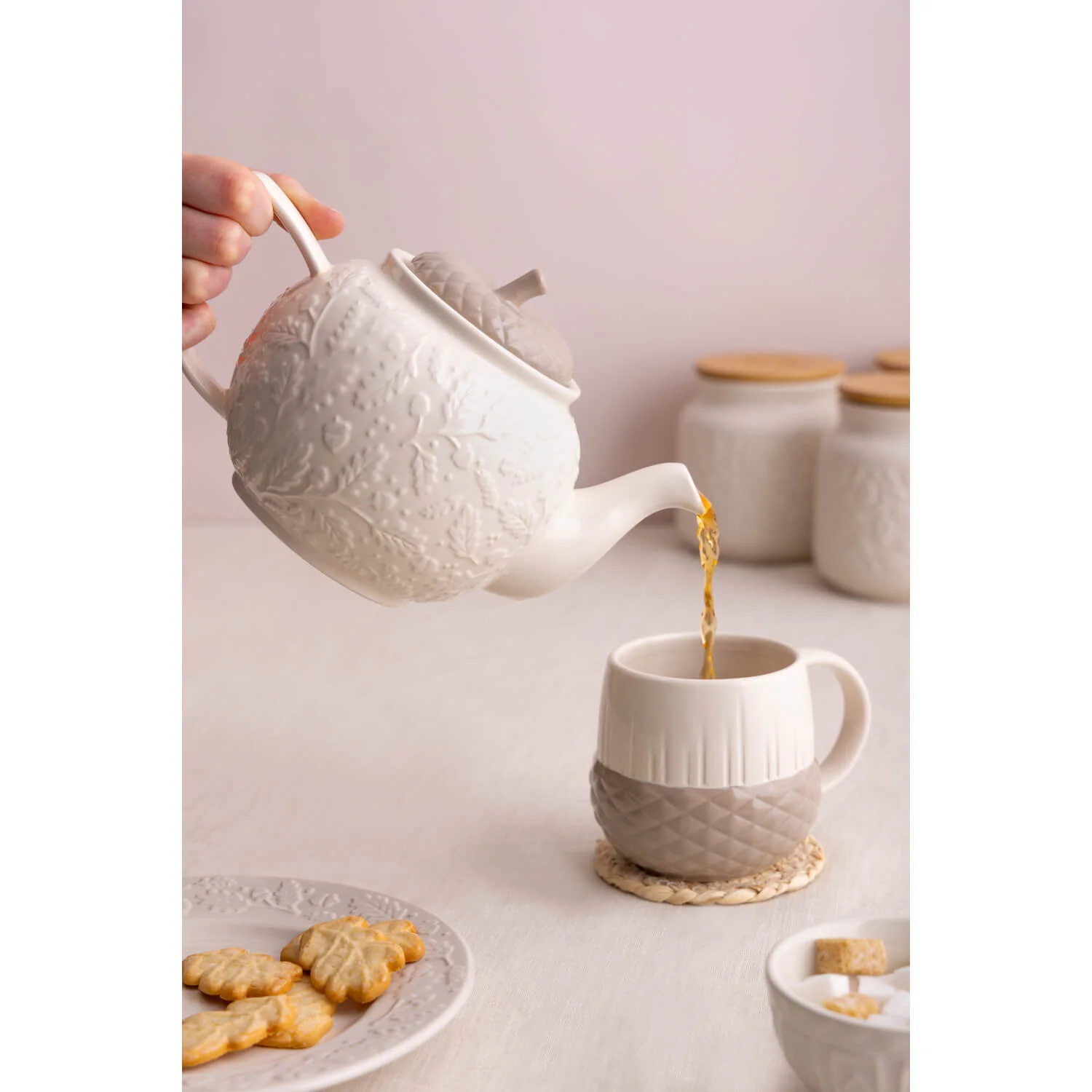 Price & Kensington Acorn 6 Cup Teapot - Image 4