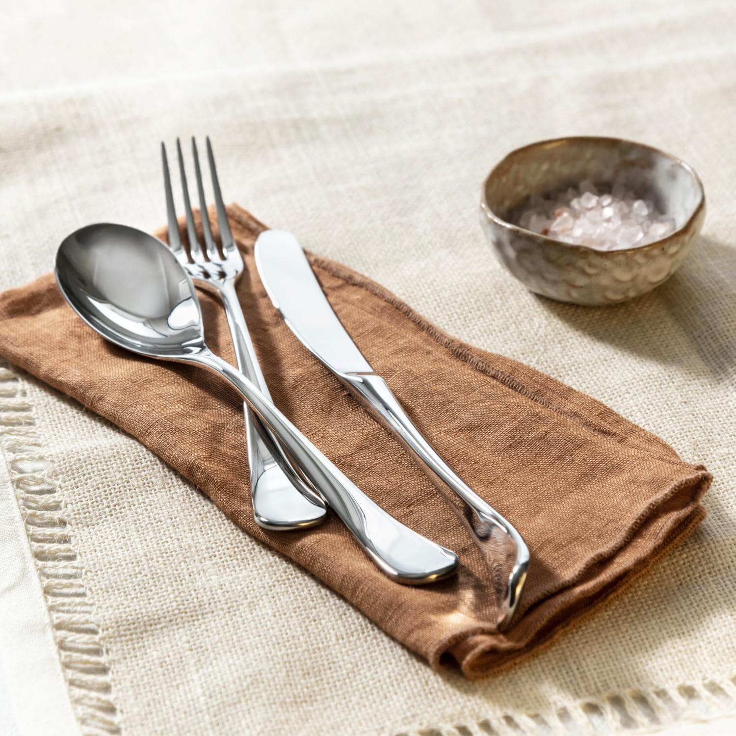 Robert Welch Ashbury Bright Stainless Steel Table Knife - Image 5