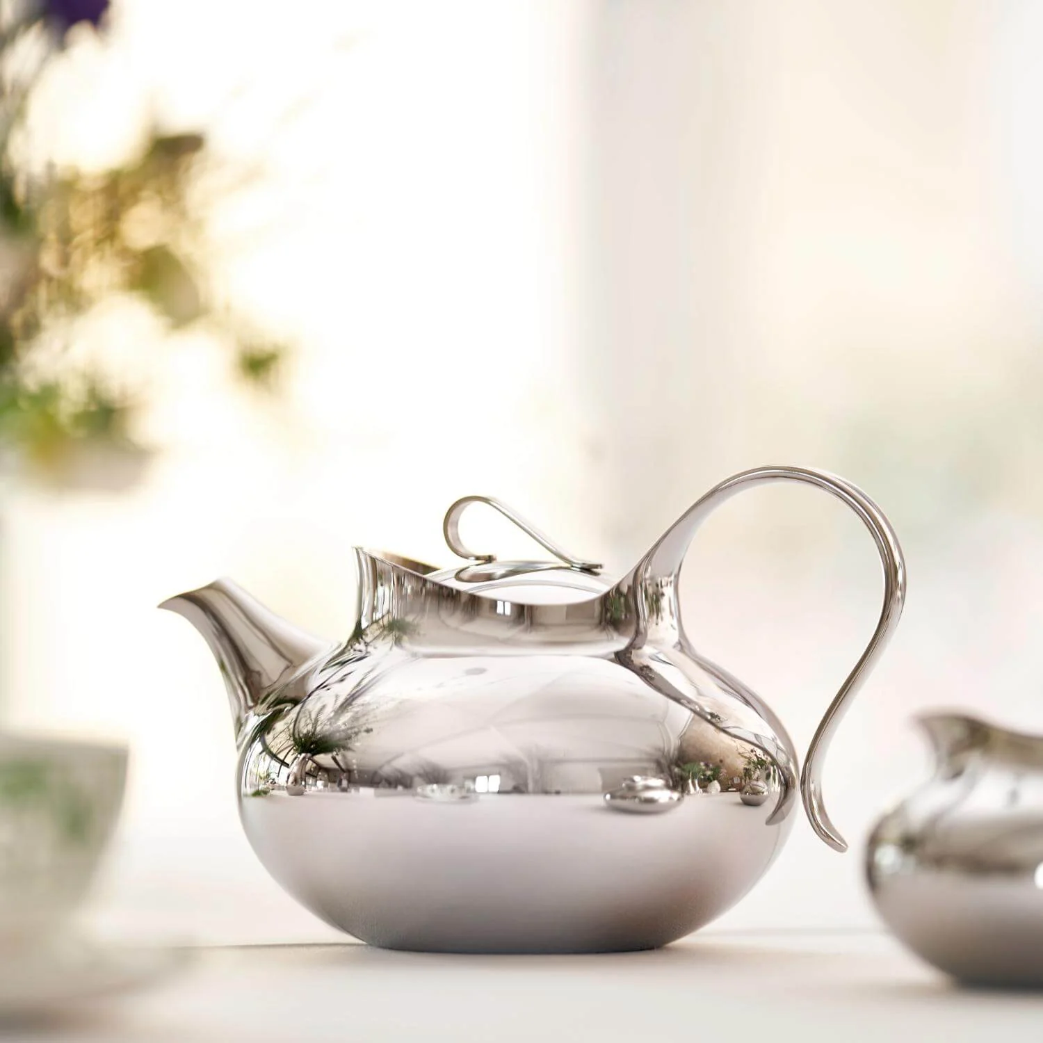 Robert Welch Drift 18|10 Mirror Polished Stainless Steel 900ml Teapot - Image 6