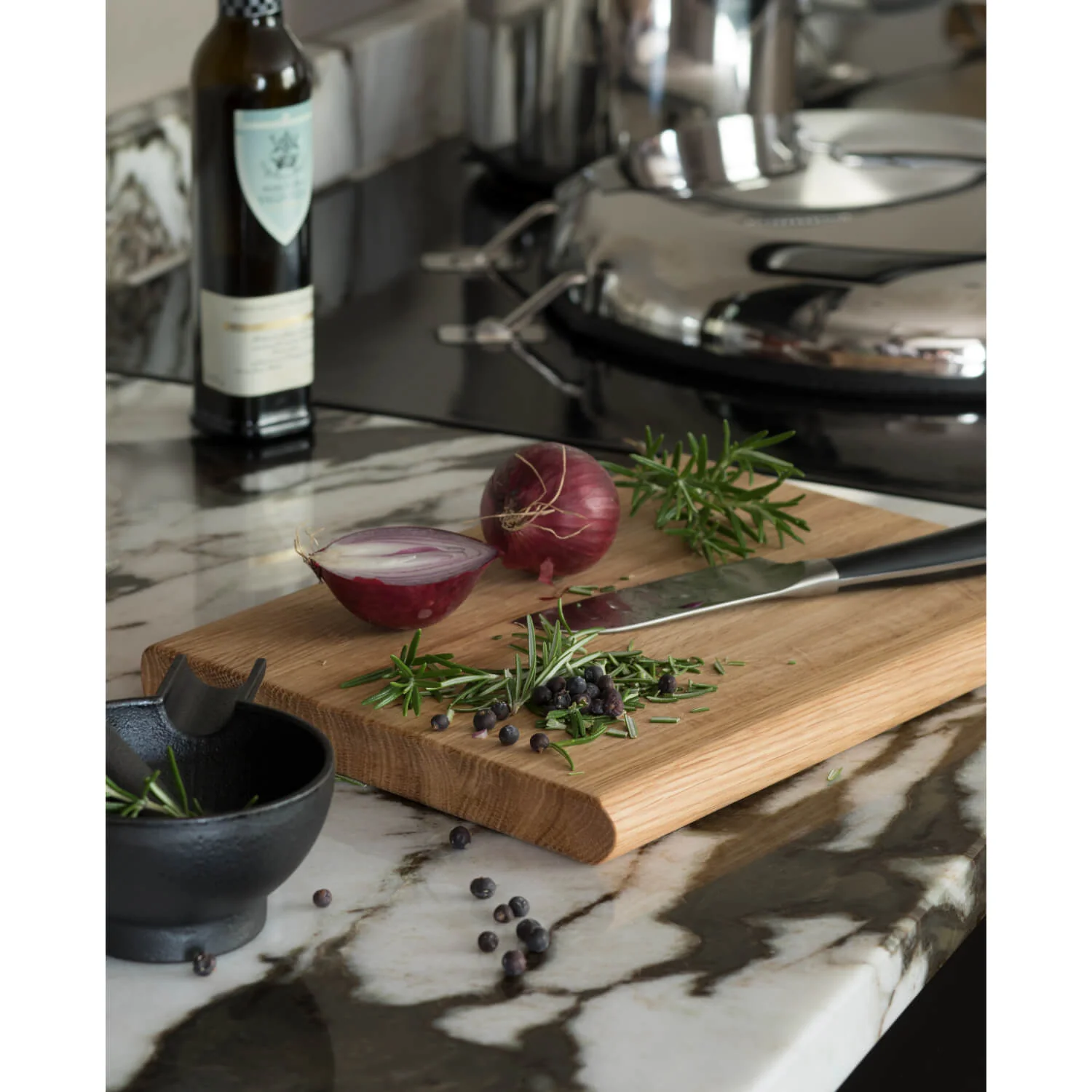 Robert Welch Oak Classic 38cm Chopping Board - Image 3