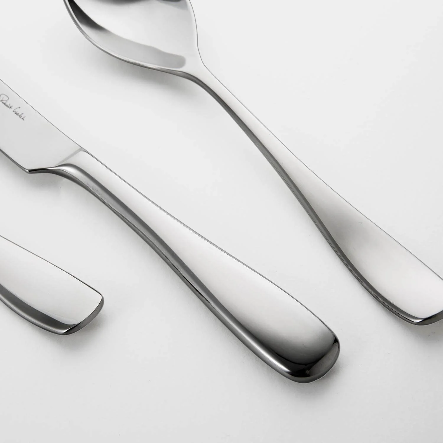 Robert Welch Warwick Bright Stainless Steel Table Fork - Image 2