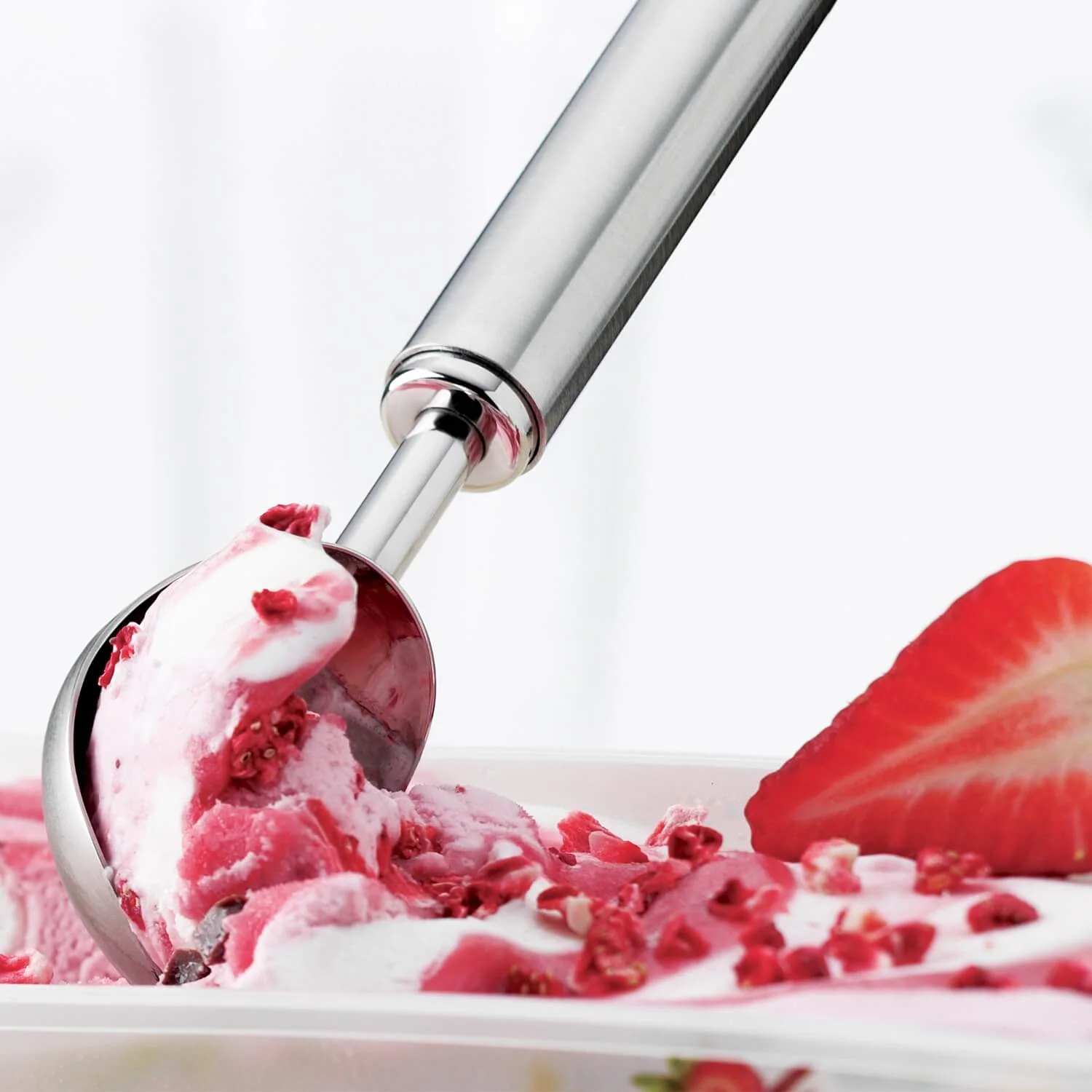 Rosle Stainless Steel Ice Cream Scoop - Image 2