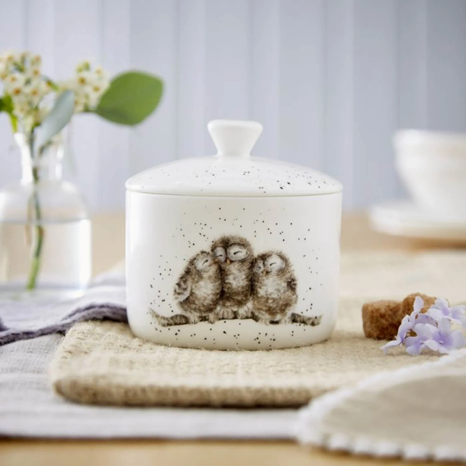 Wrendale Designs by Hannah Dale Bone China Small Lidded Storage Jar - Owlets - Image 2