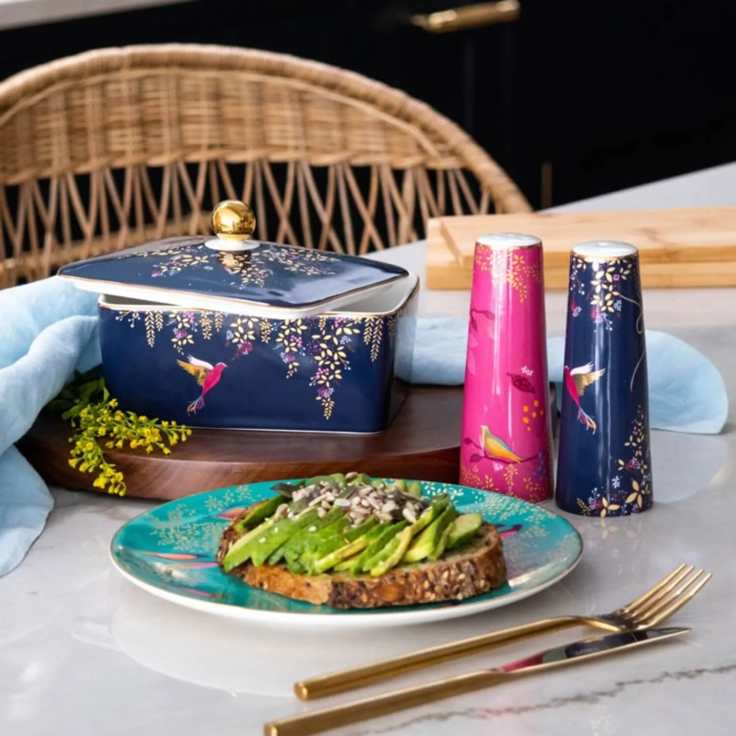 Sara Miller London Chelsea Covered Butter Dish - Navy Hummingbird - Image 4