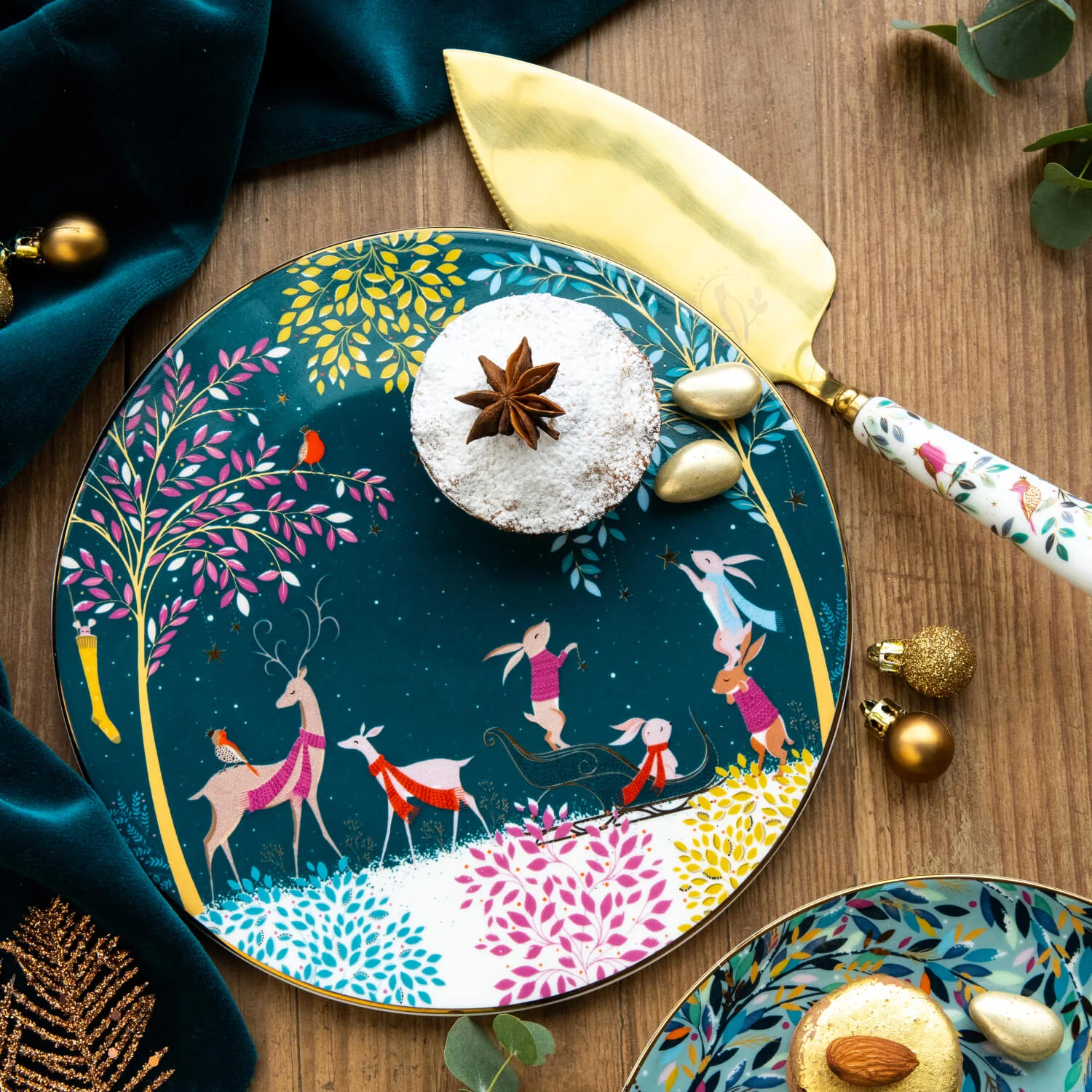 Sara Miller London Woodland Tales Cake Slice - Image 3