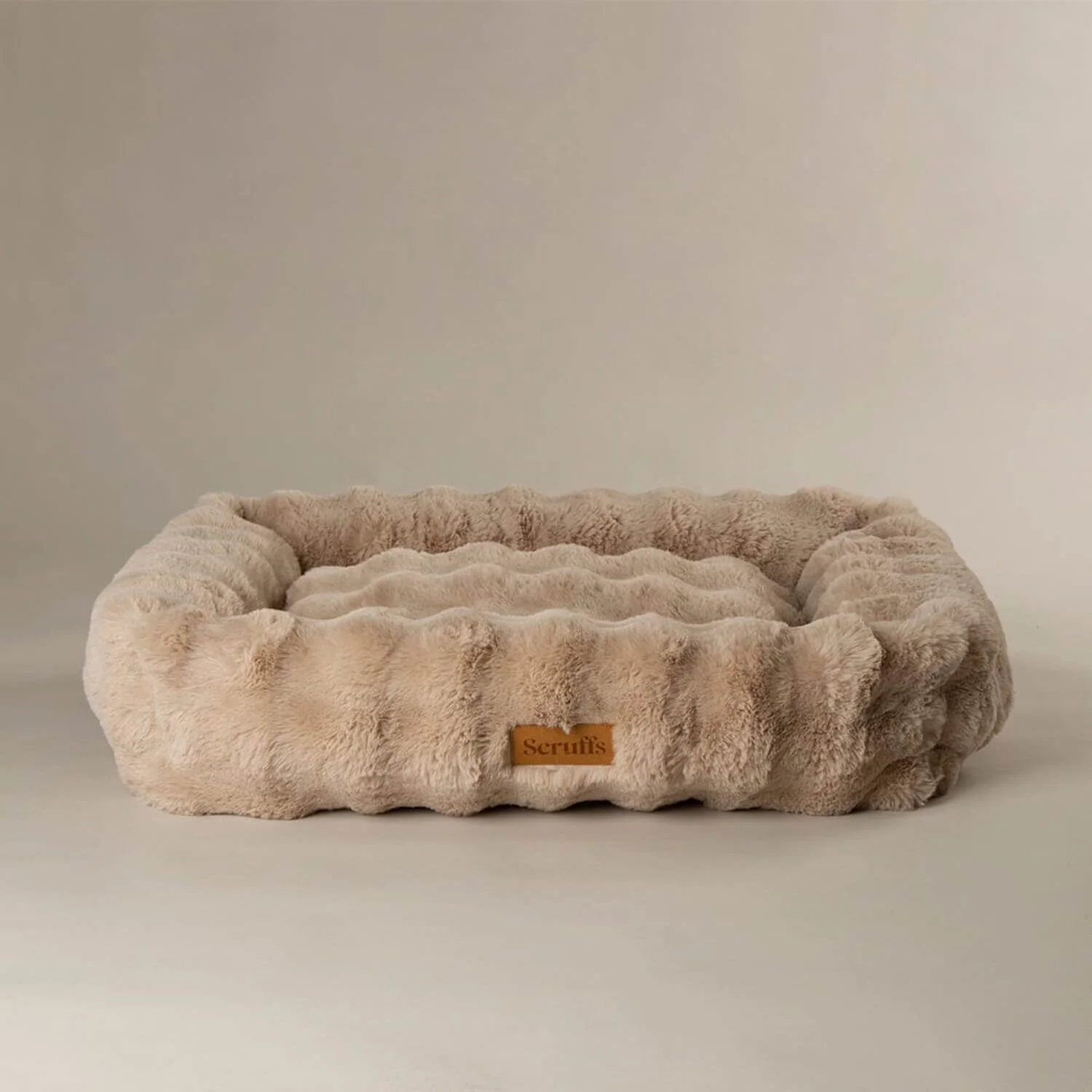 Scruffs Alpine 60cm x 50cm Box Bed - Champagne - Image 2