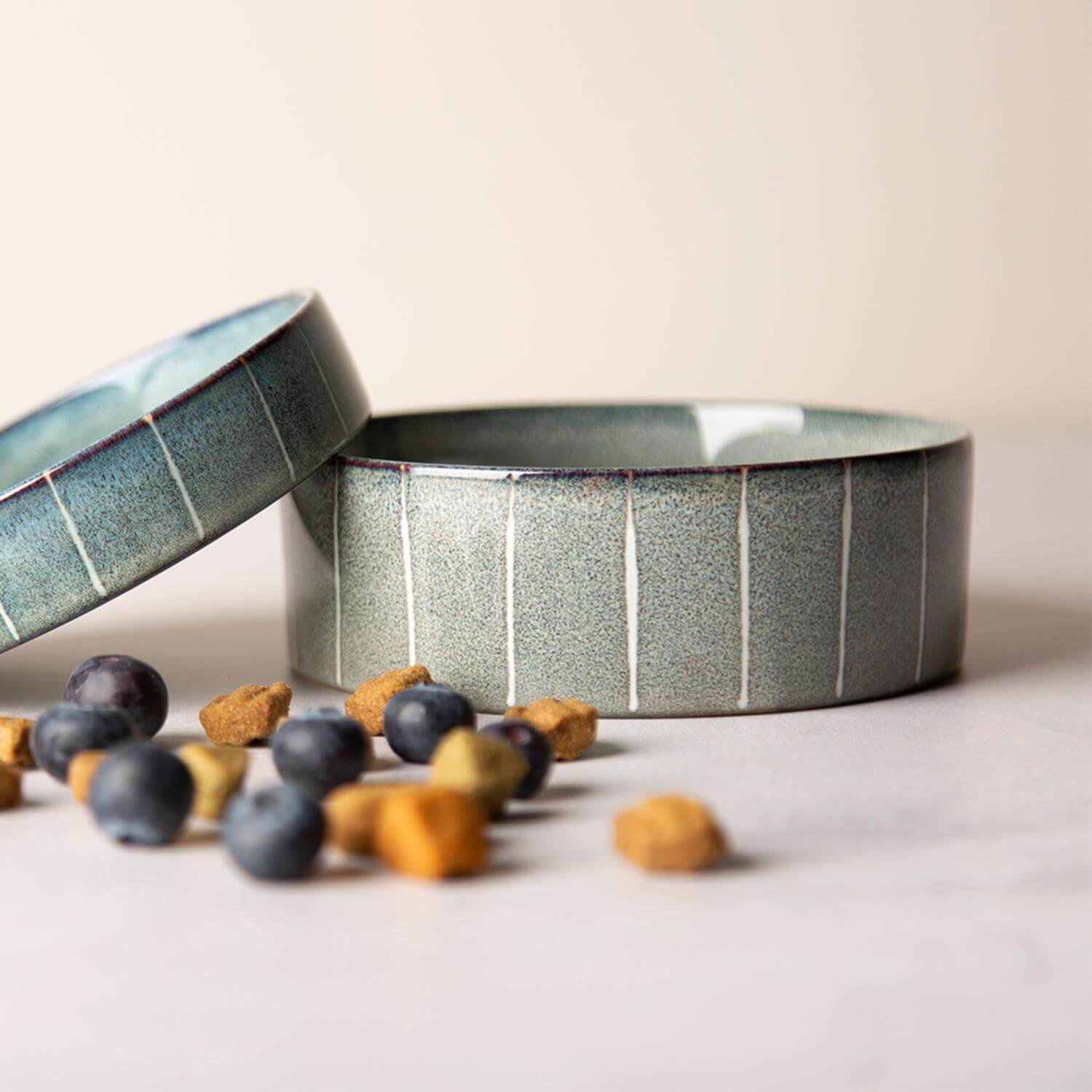 Scruffs Reactive Glaze 15cm Stoneware Food/Water Pet Bowl - Pinstripe Graphite - Image 3