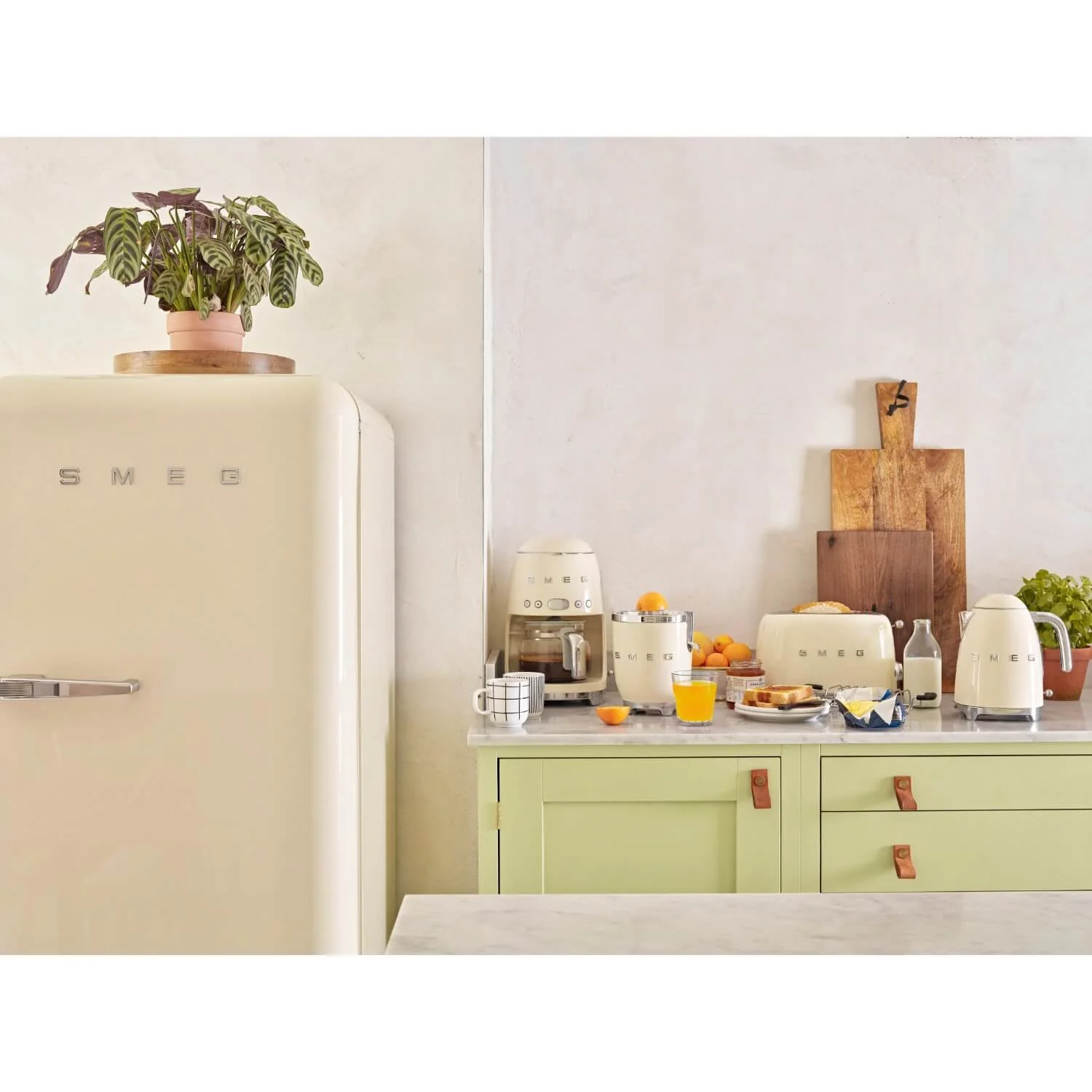Smeg 50's Style Retro TSF01 2 Slice Toaster - Cream - Image 5