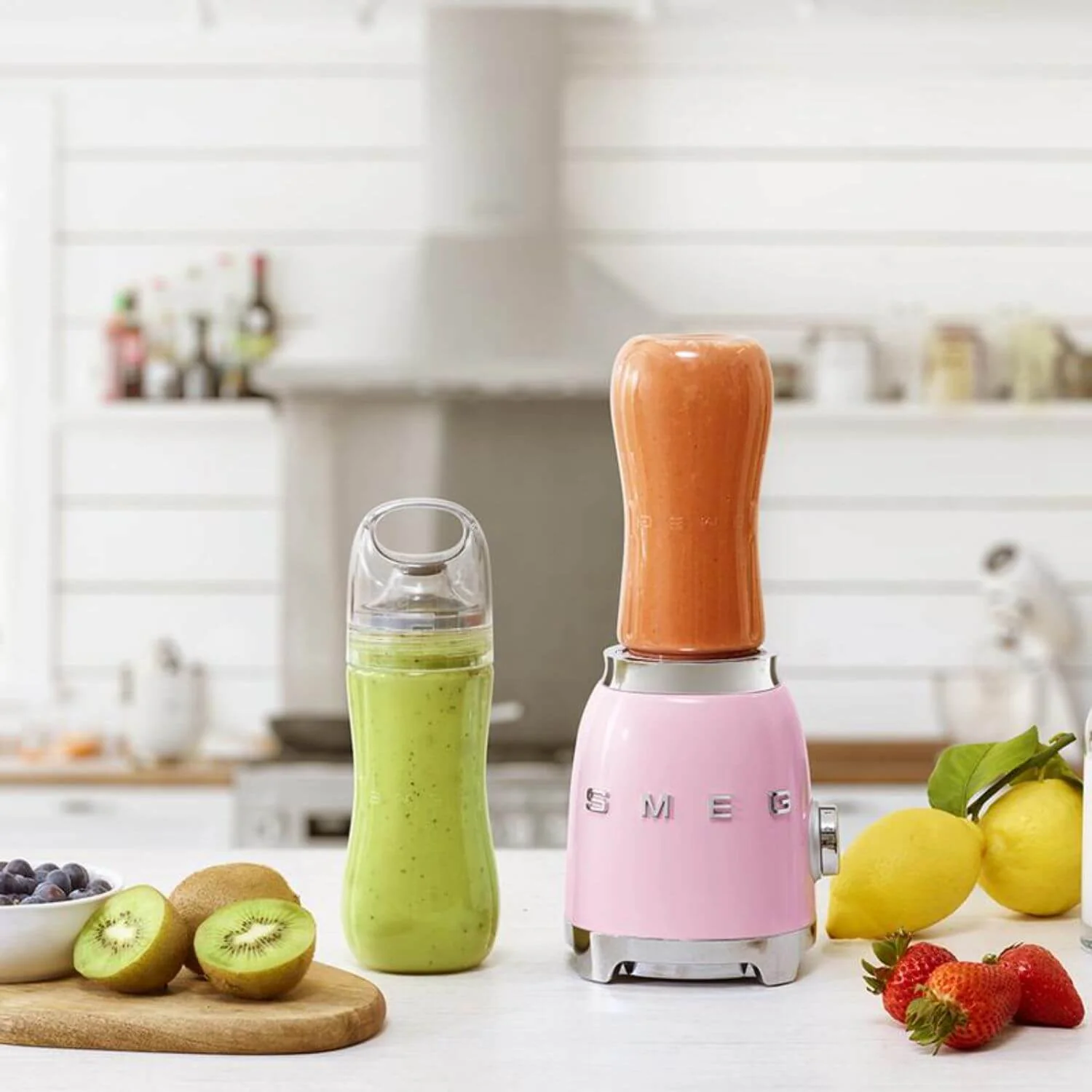 Smeg 50's Style Retro PBF01 Personal Blender - Pink - Image 5