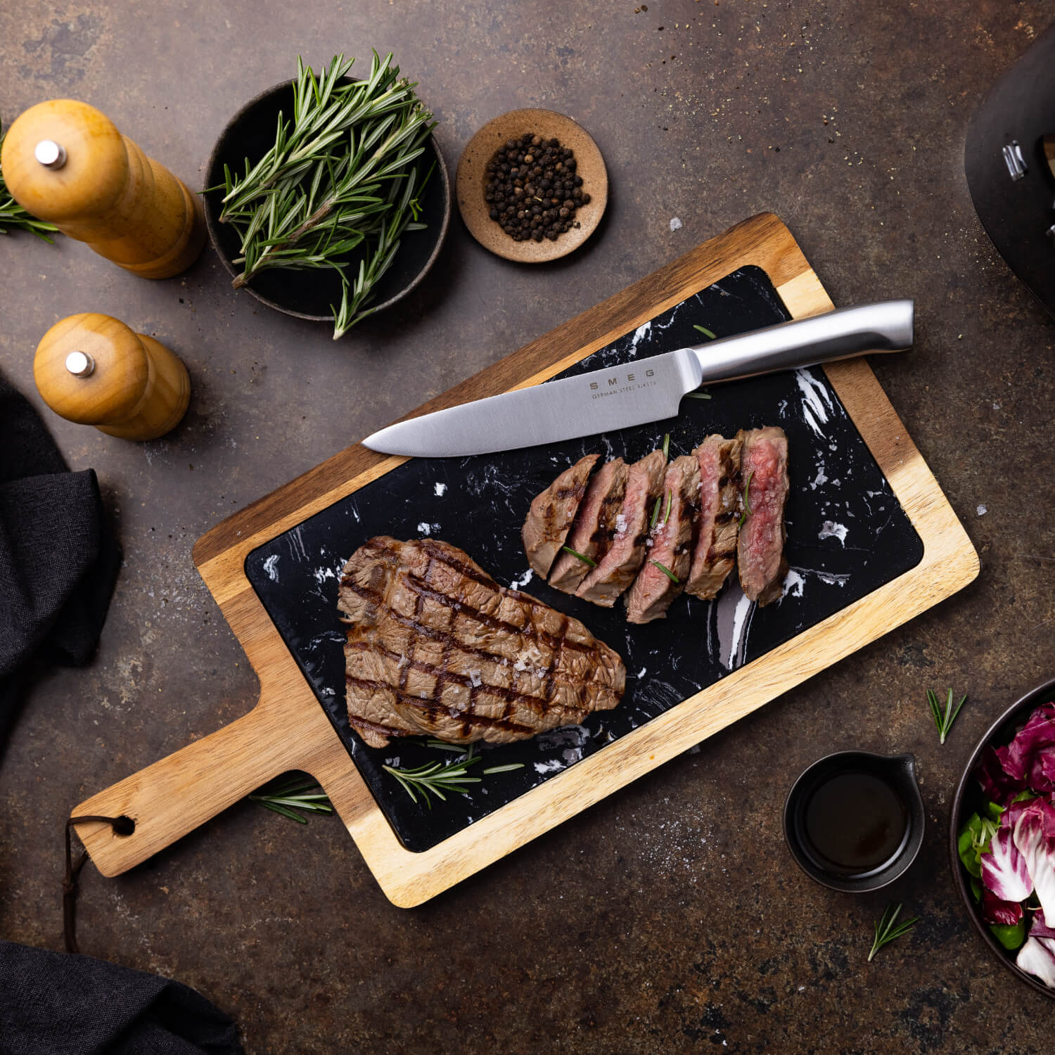 Smeg 50's Style Retro KBSF02 7-Piece Knife Block Set - Black - Image 8