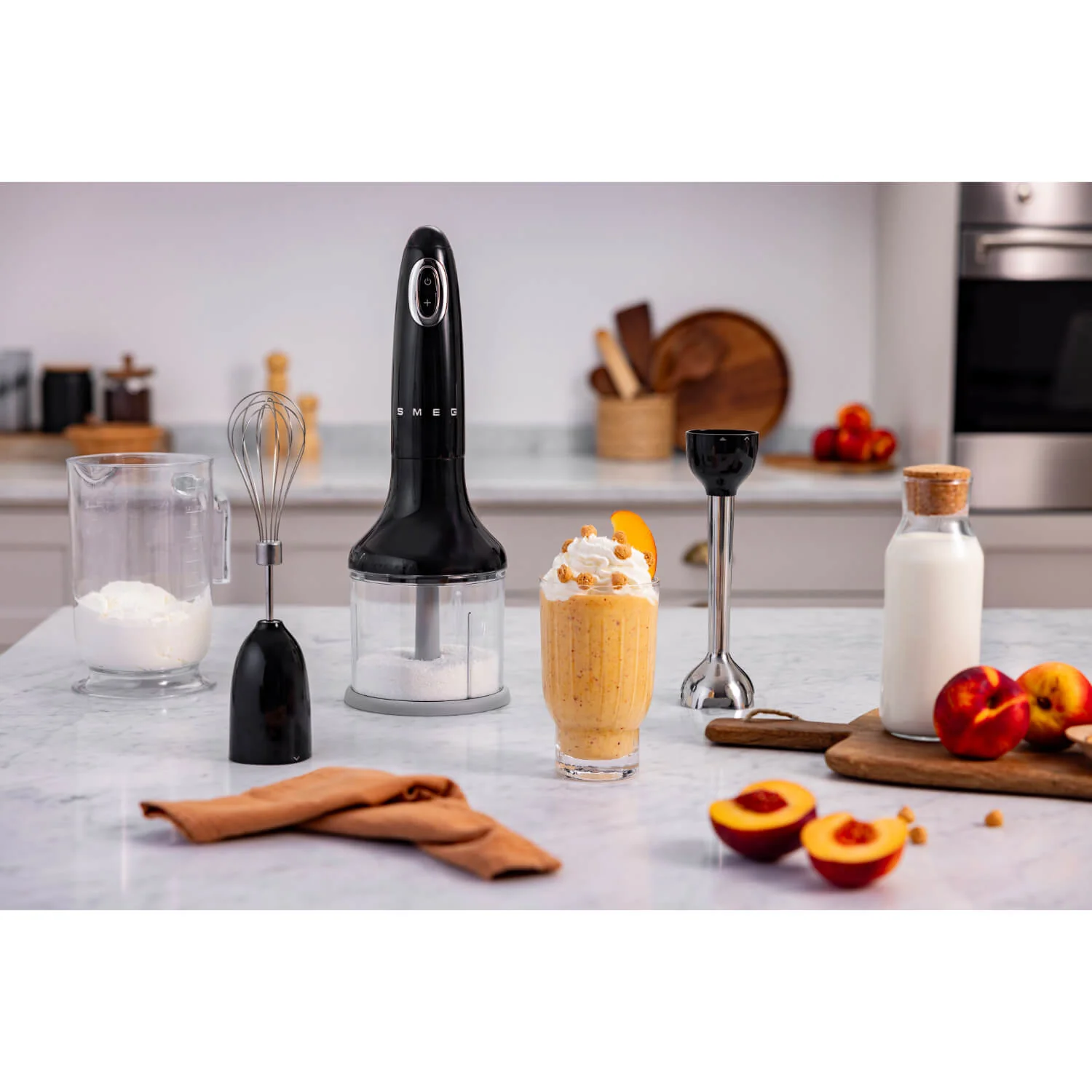 Smeg HBF03 50's Style 3-in-1 Hand Blender with Accessories - Black - Image 9