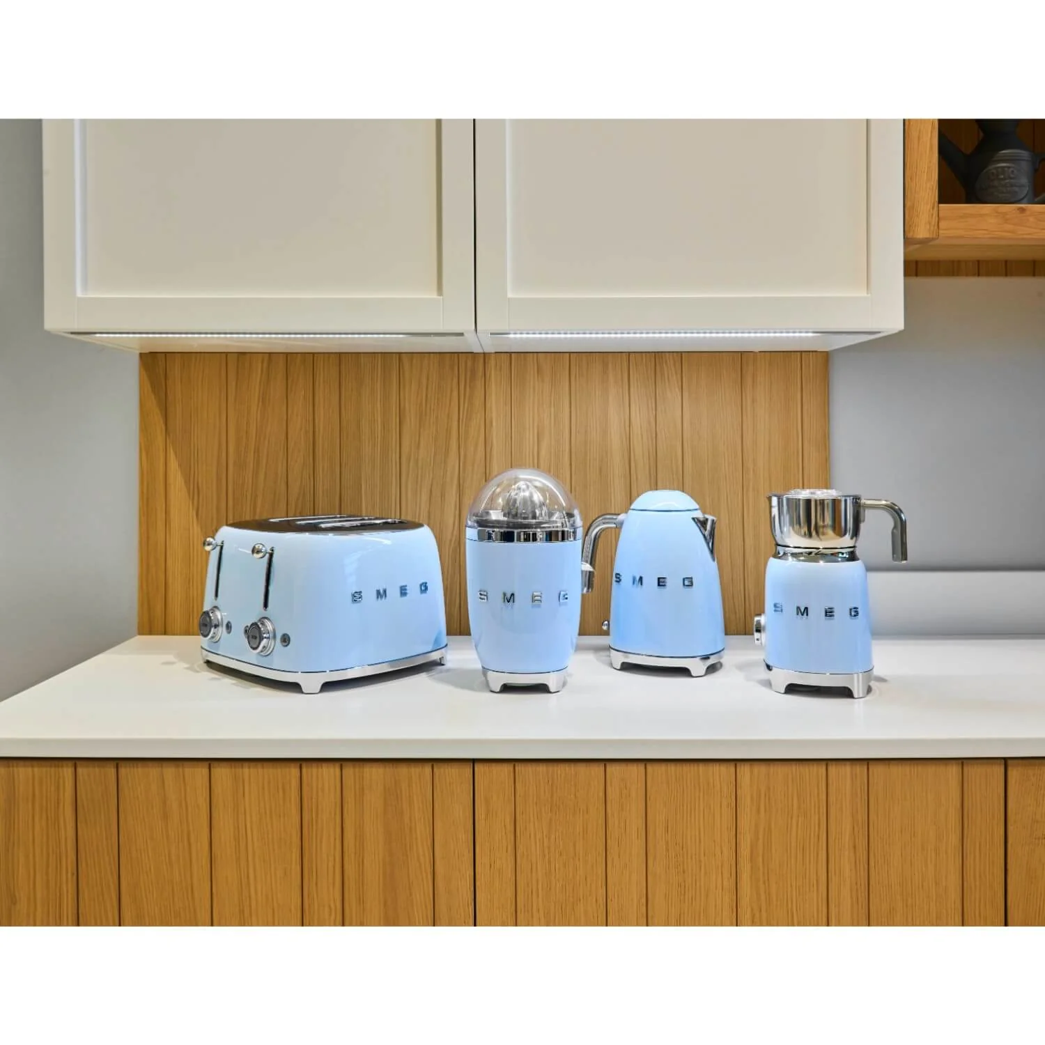 Smeg 50's Style Retro KLF05 Mini Jug Kettle - Pastel Blue - Image 14