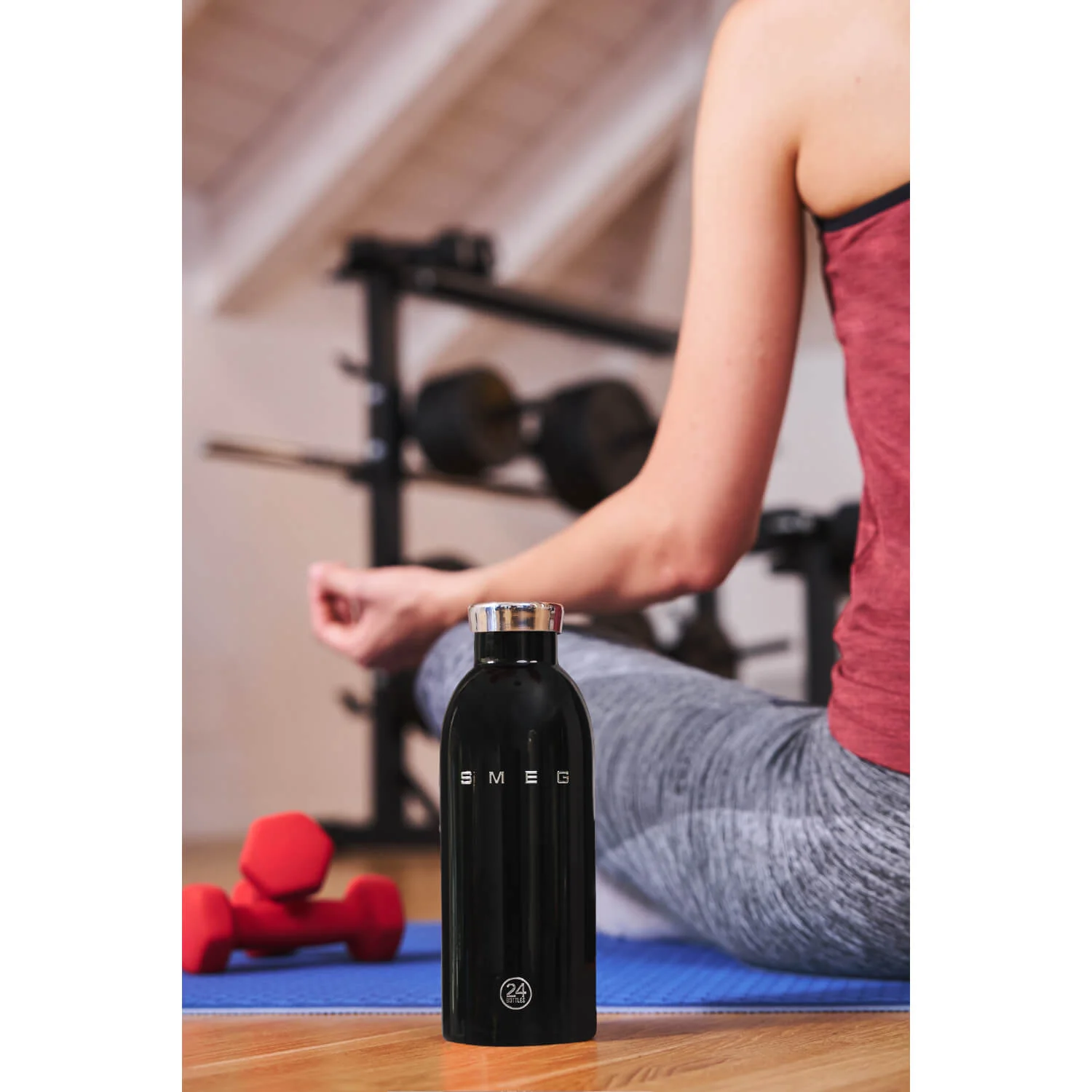 Smeg x 24Bottles® 50's Style Reusable 500ml Clima Bottle - Black - Image 8