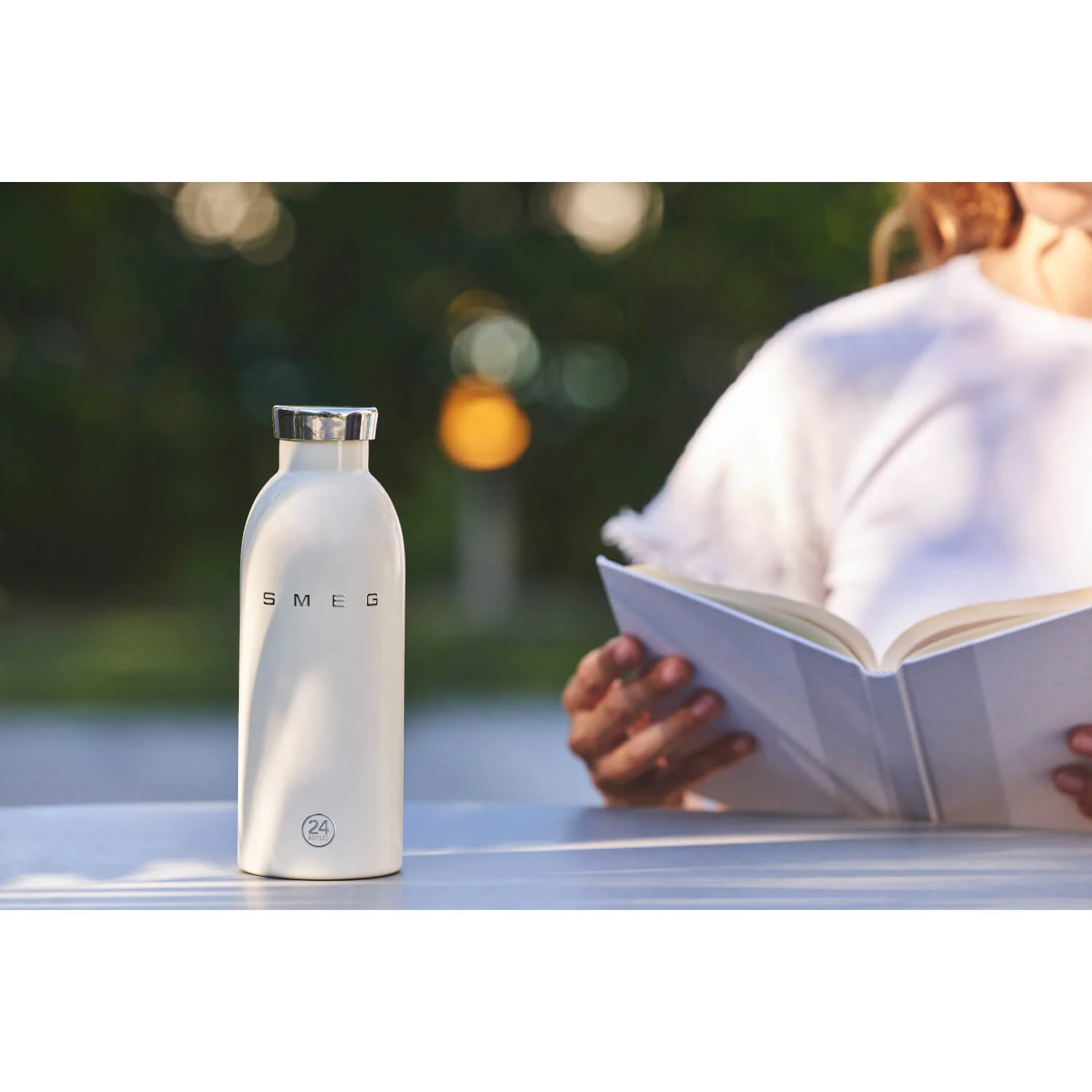 Smeg x 24Bottles® 50's Style Reusable 500ml Clima Bottle - Cream - Image 7