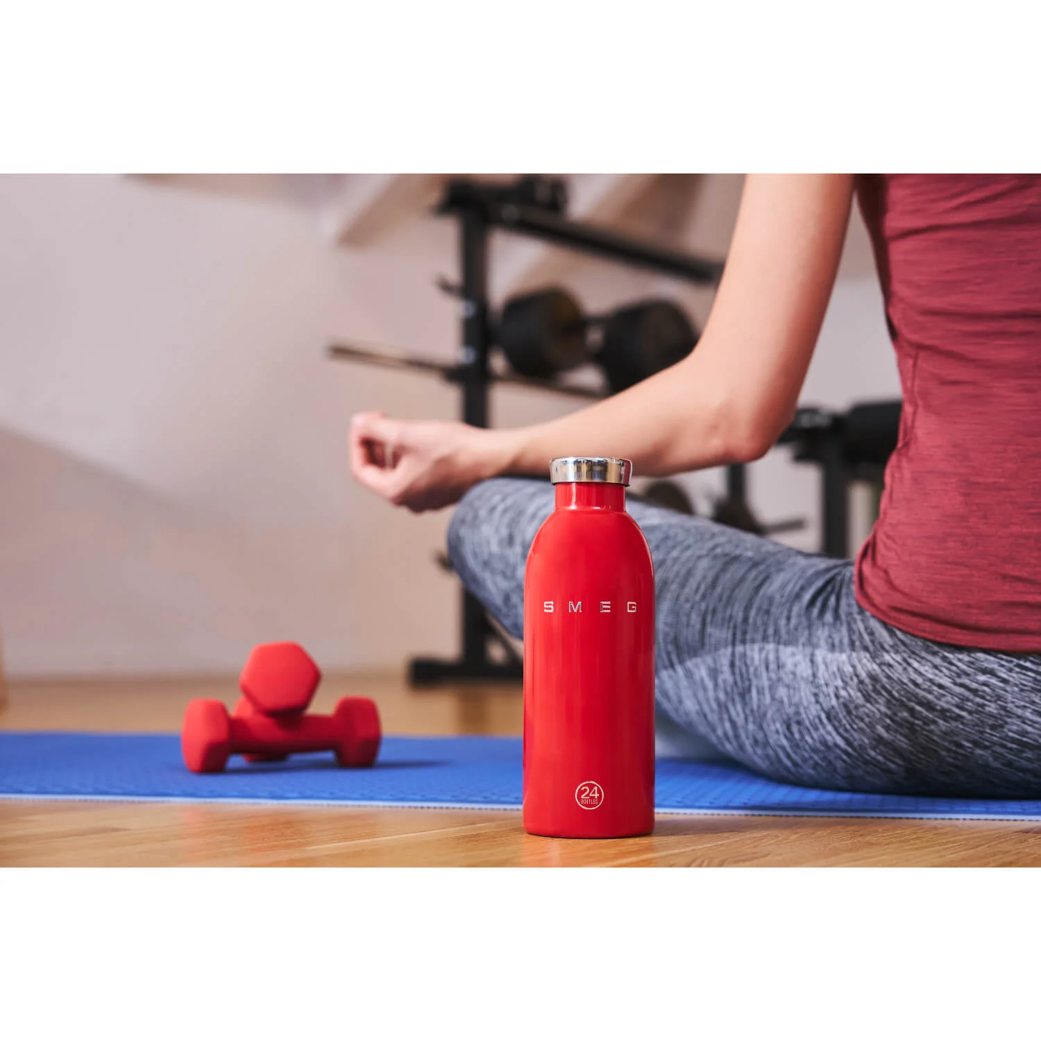 Smeg x 24Bottles® 50's Style Reusable 500ml Clima Bottle - Red - Image 6