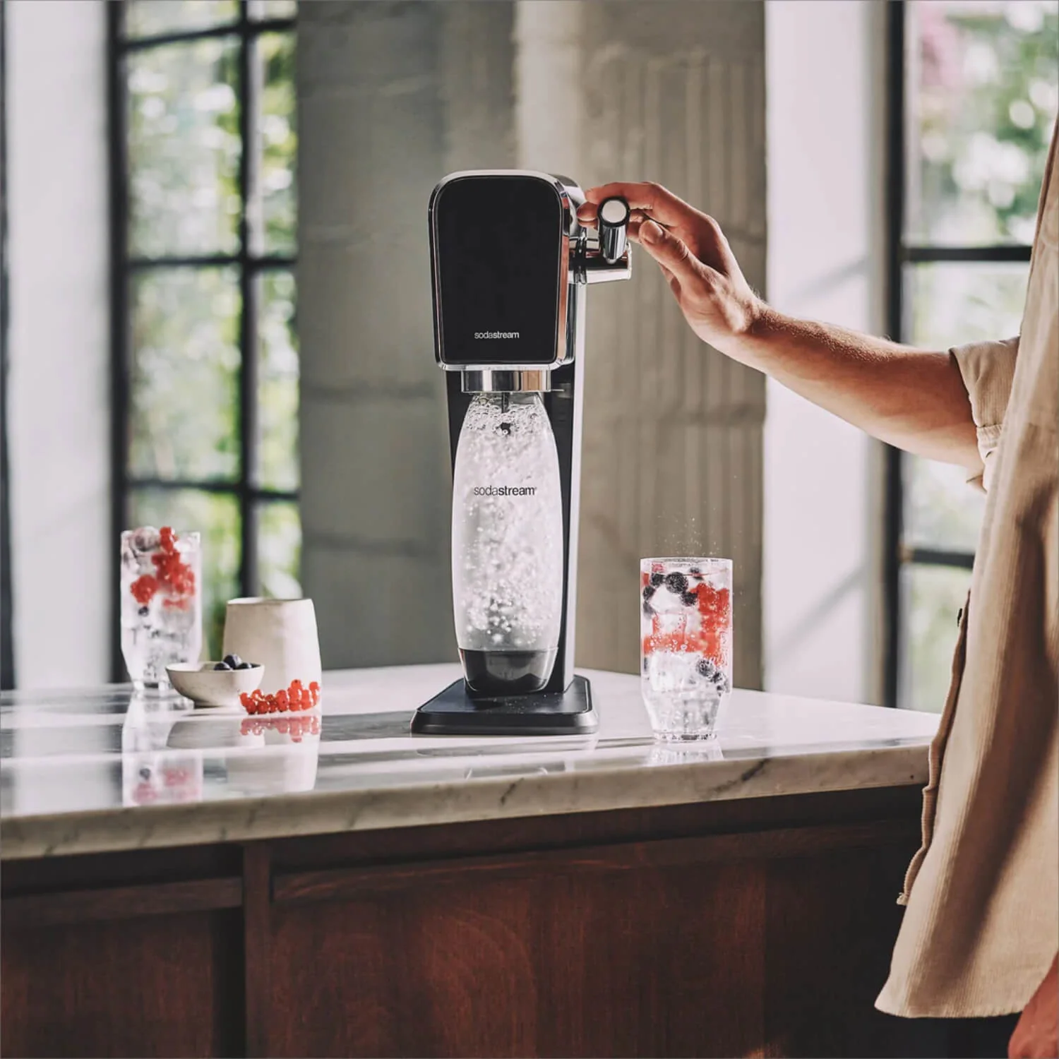 SodaStream Art Sparkling Water Maker Starter Kit - Black - Image 7