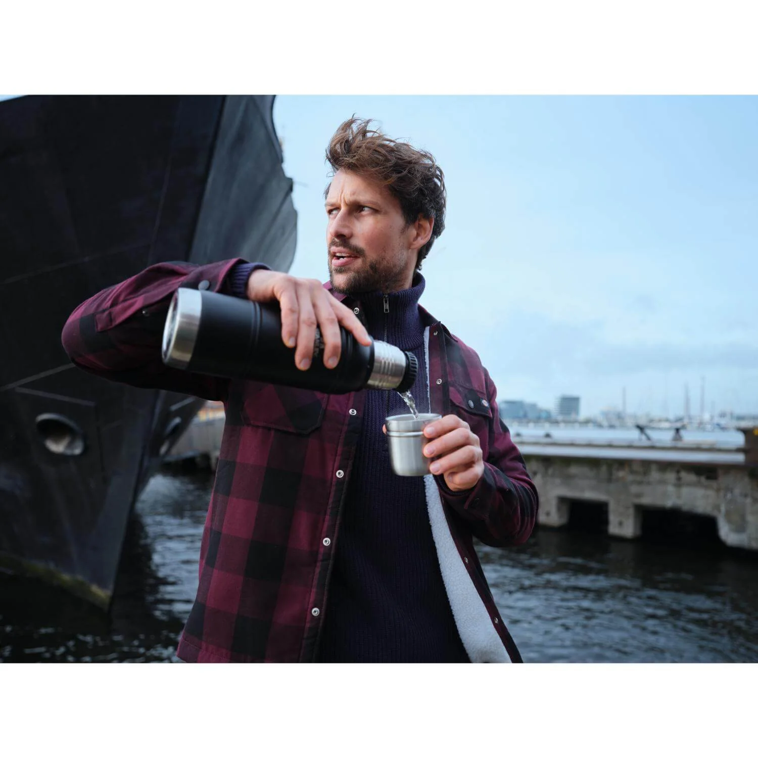 Stanley The Artisan 1 Litre Thermal Bottle - Black Moon - Image 3