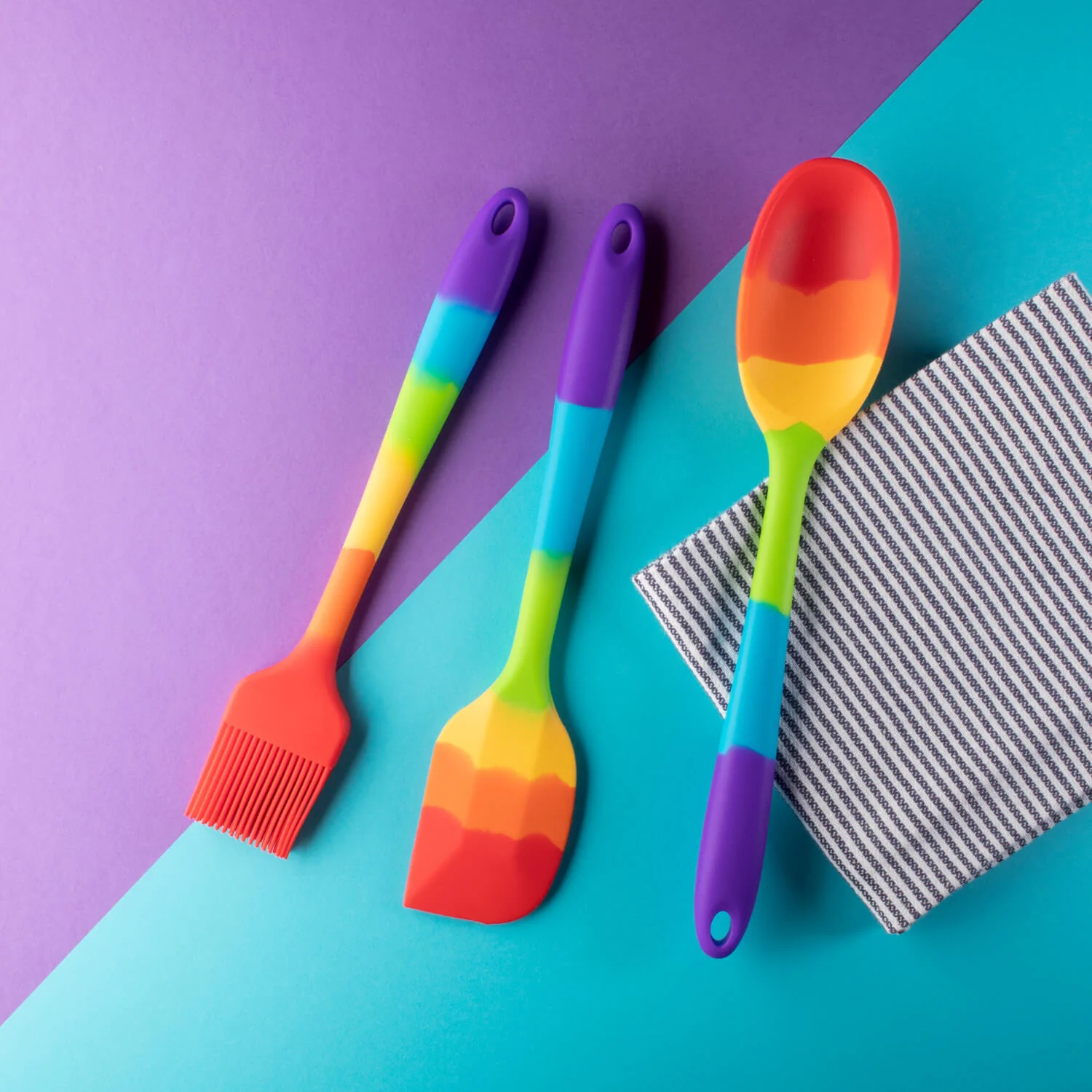 Taylor's Eye Witness Mini Silicone Spoon - Rainbow - Image 3