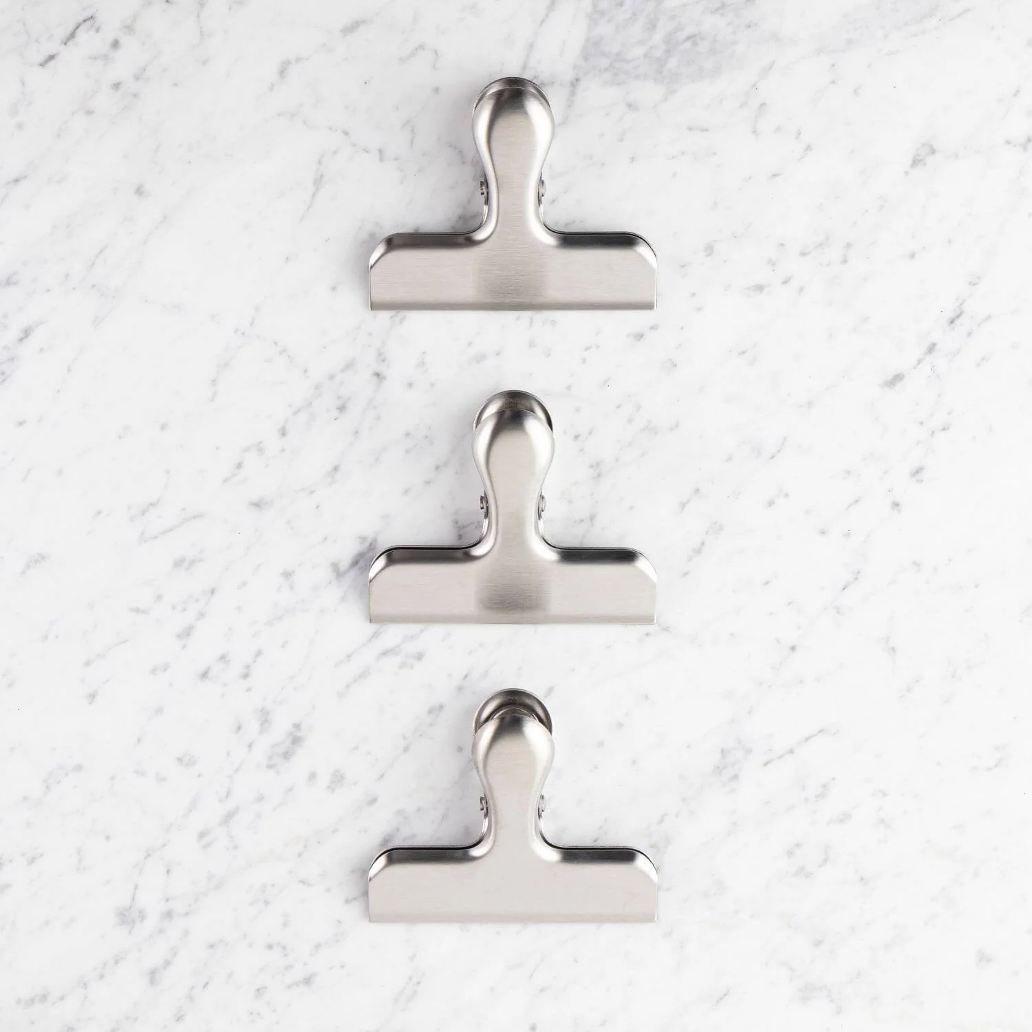 Taylor's Eye Witness 3 Piece Medium Bag Clip Set - Stainless Steel - Image 4