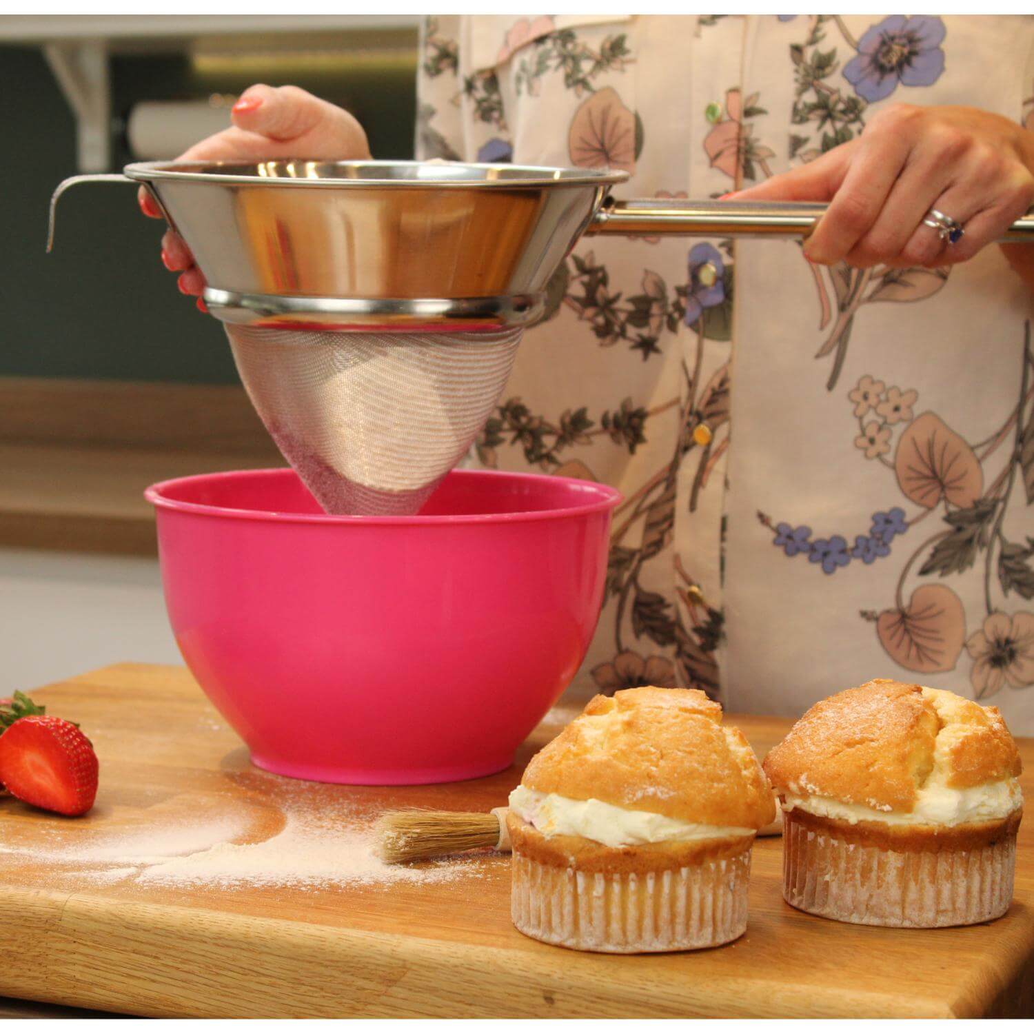 Taylor's Eye Witness Professional Stainless Steel 20cm Conical Sieve - Image 3