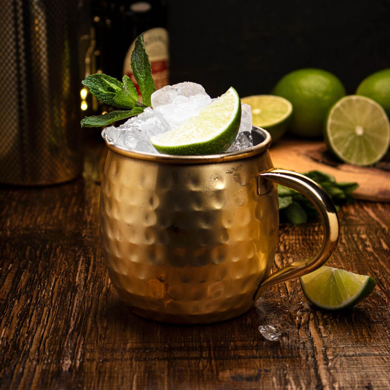 Taylor's Eye Witness Taproom Stainless Steel 450ml Moscow Mule Mug - Hammered Gold - Image 4