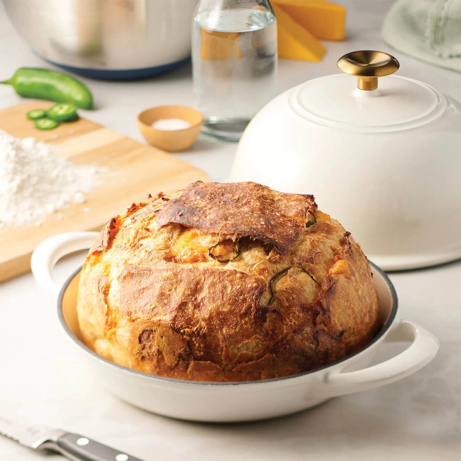 Tramontina 24cm Enamelled Cast Iron Bread Oven - Latte - Image 5