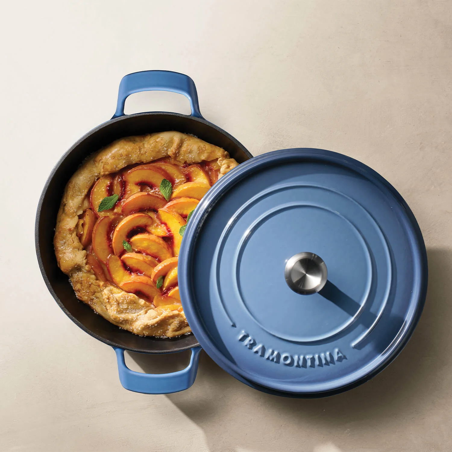 Tramontina 30cm Enamelled Cast Iron Shallow Casserole - Blue - Image 5