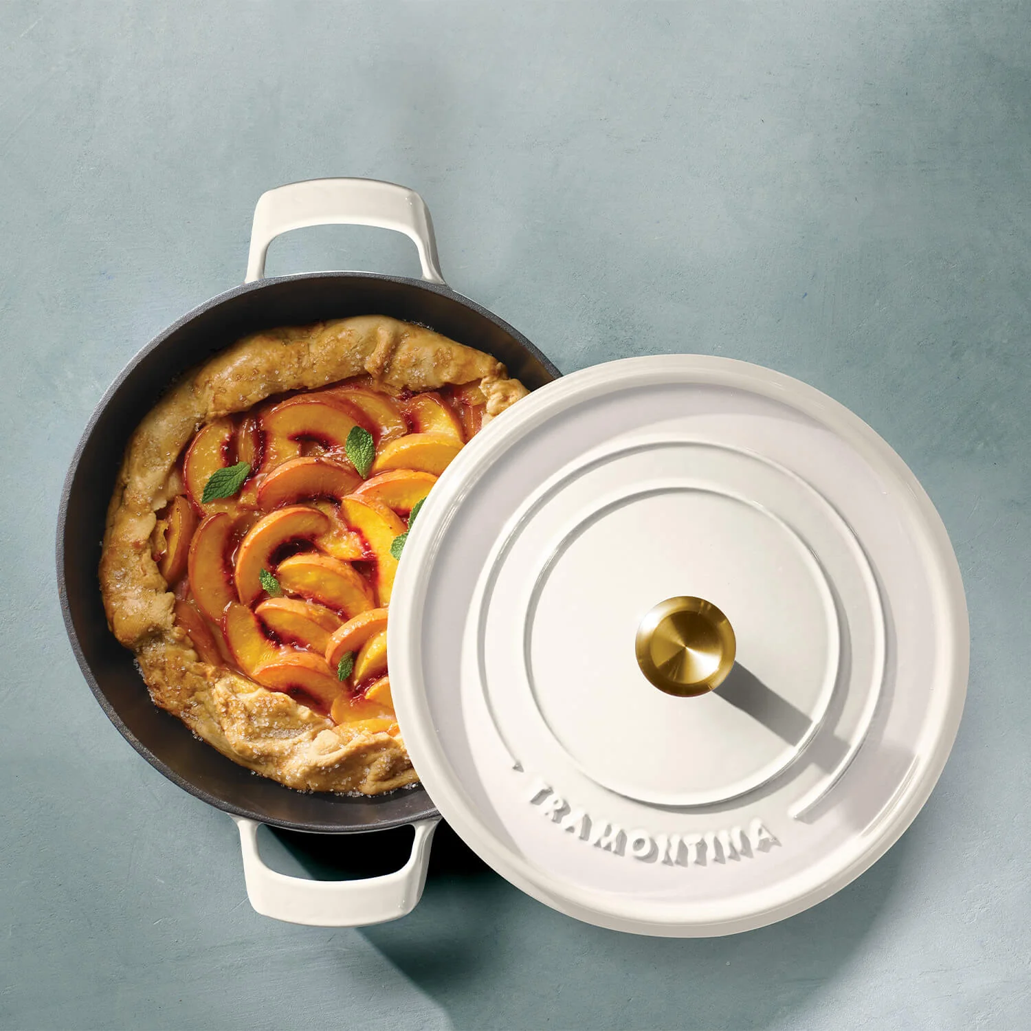 Tramontina 30cm Enamelled Cast Iron Shallow Casserole - Latte - Image 5