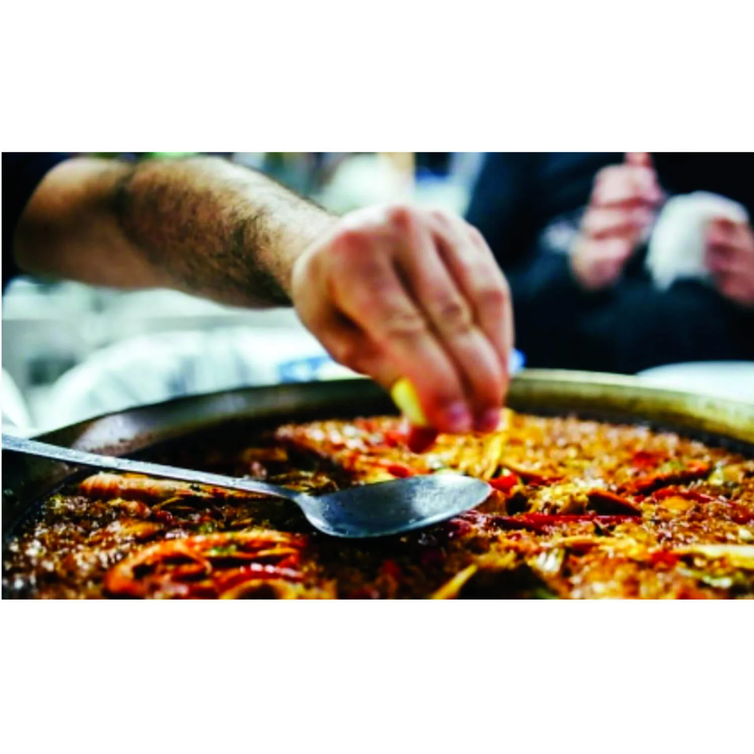 Vaello Carbon Steel Paella Pan - 42cm - Image 9