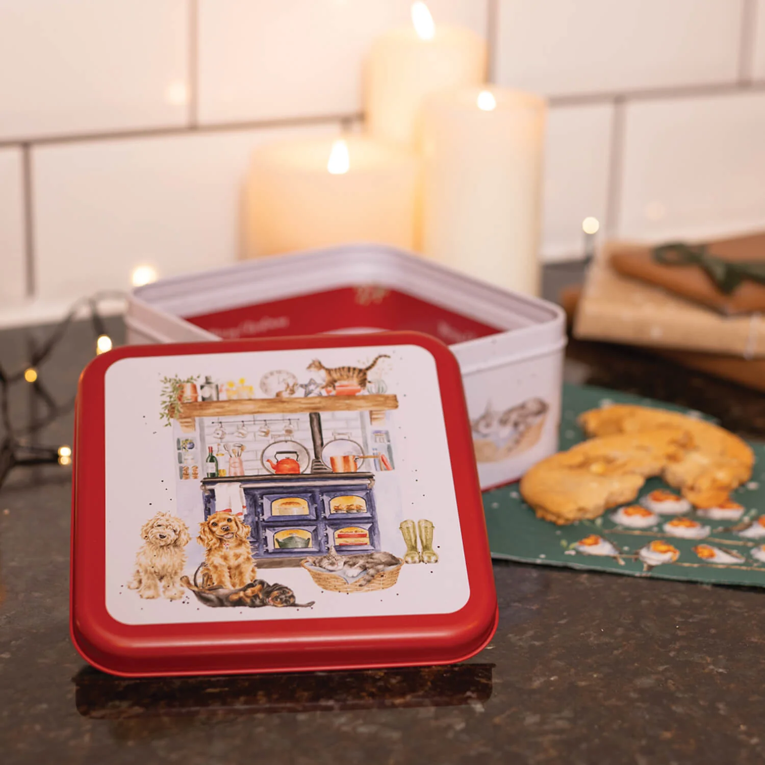 Wrendale Designs by Hannah Dale 16.7cm Square Christmas Tin - Country Kitchen - Image 7