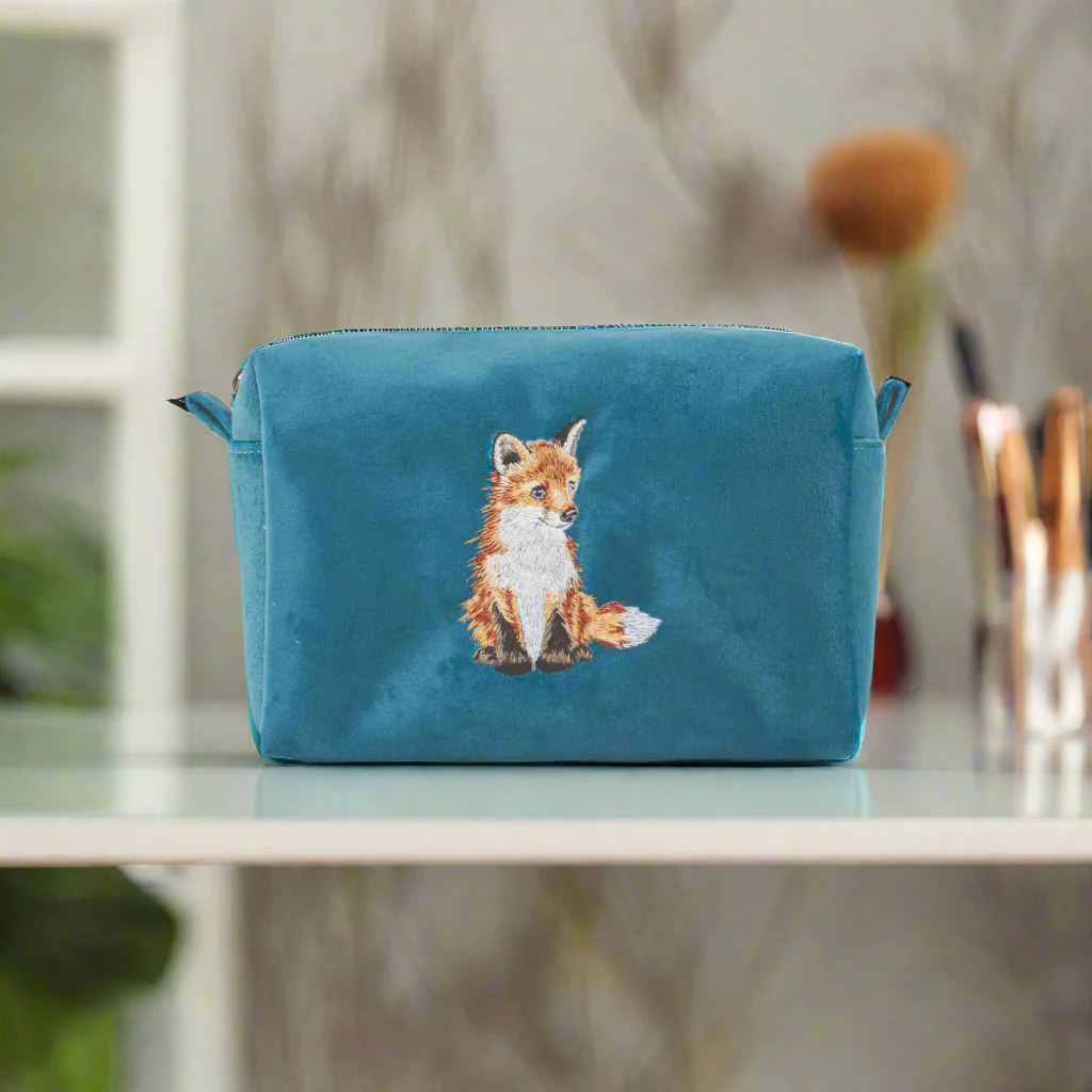 Wrendale Designs by Hannah Dale Embroidered Make Up Bag - Daydreamer - Fox - Image 3
