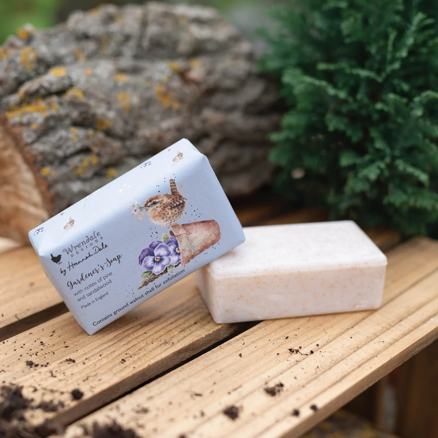 Wrendale Designs by Hannah Dale Gardeners Soap - Pine & Sandalwood - Image 2