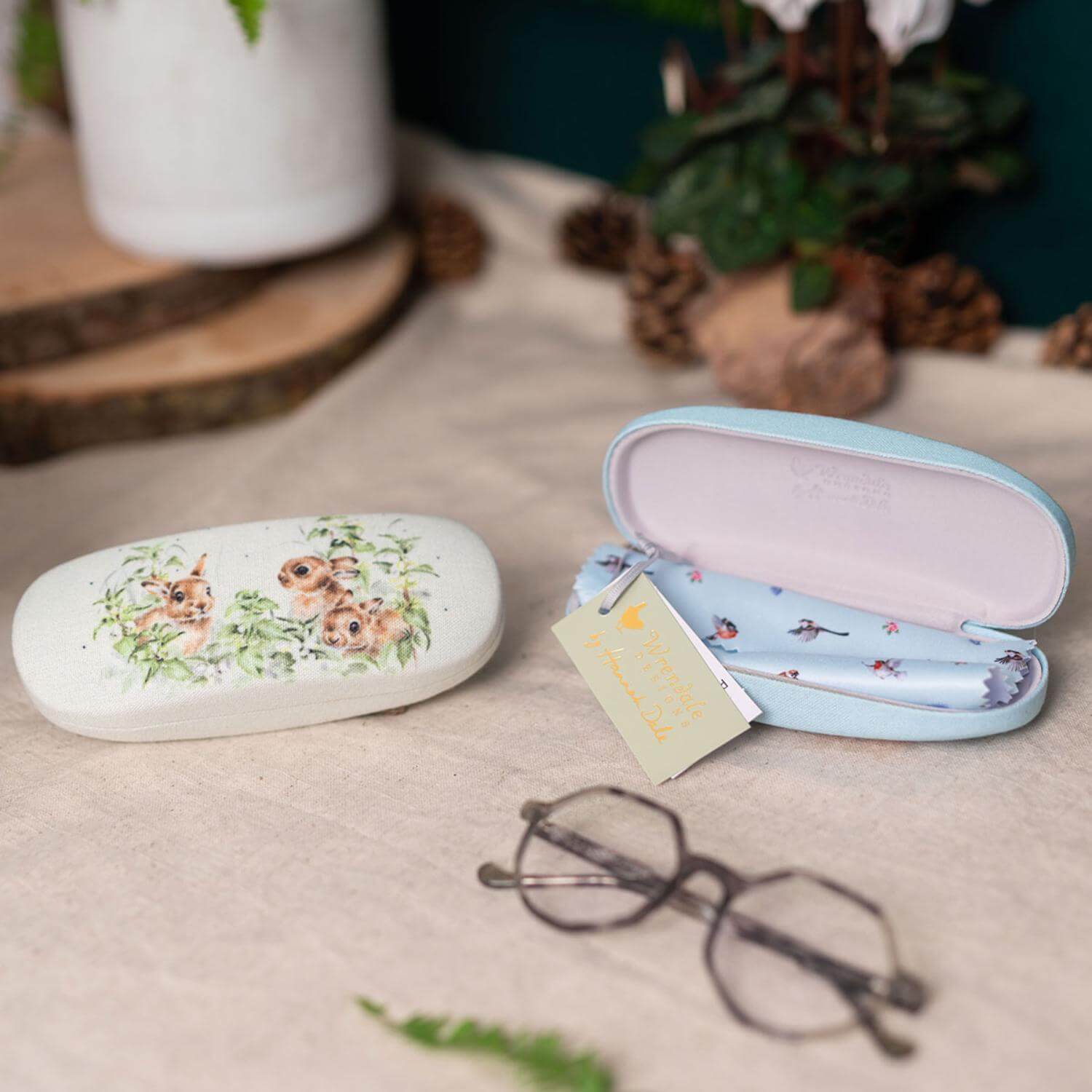 Wrendale Designs by Hannah Dale Glasses Case - Spring Hares - Hare - Image 5