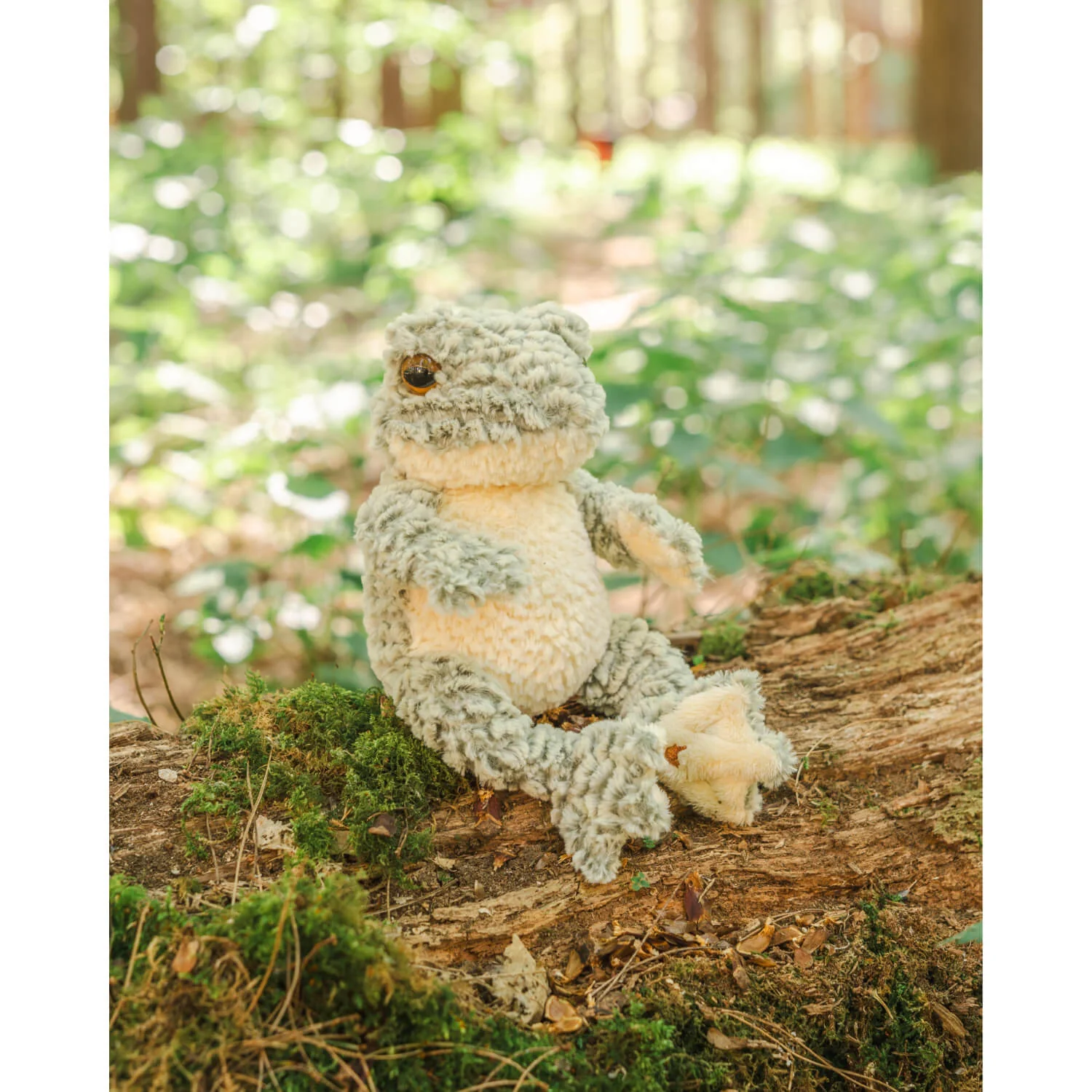 Wrendale Designs by Hannah Dale Junior Plush Toy - Elliott the Frog - Image 6