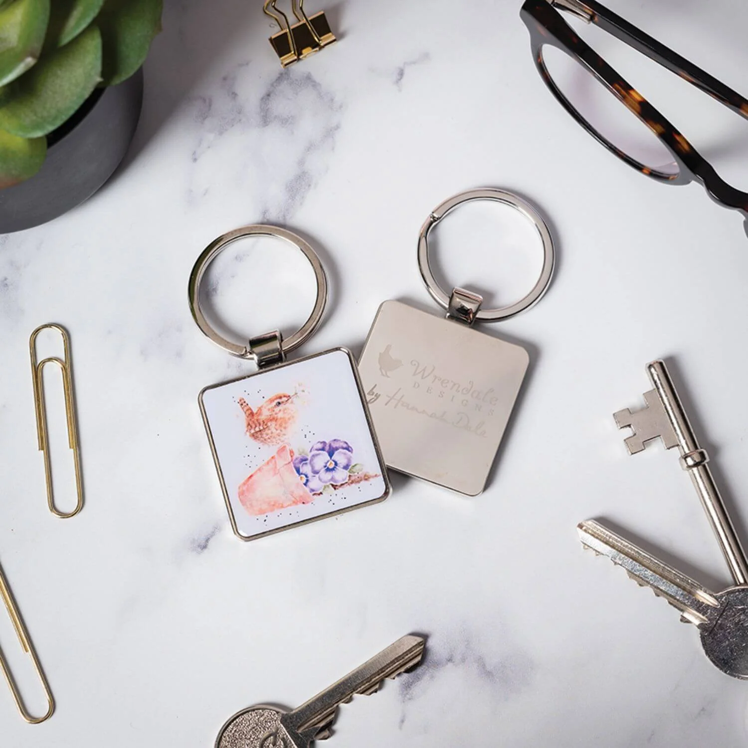 Wrendale Designs by Hannah Dale Key Ring - Pottering About - Wren - Image 2