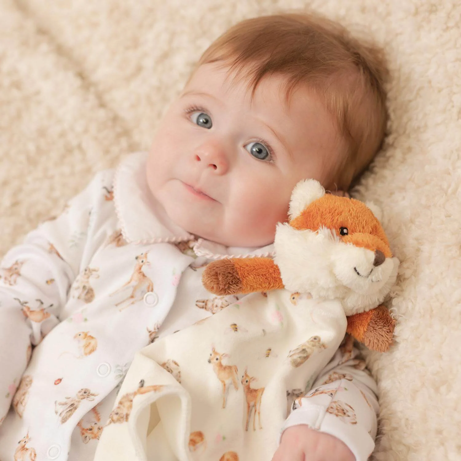 Wrendale Designs by Hannah Dale Little Wren Plush Comforter - Little Forest - Image 4