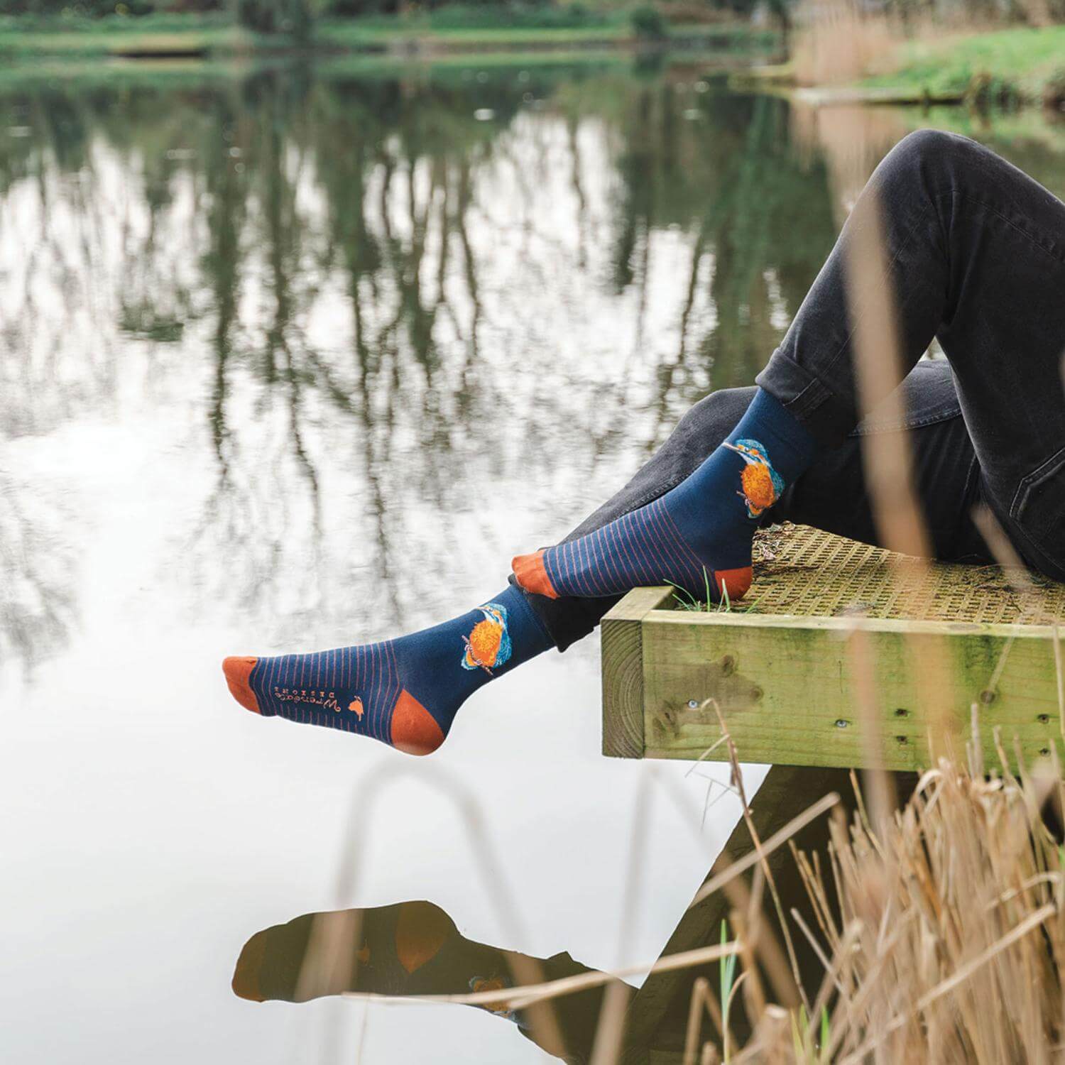 Wrendale Designs By Hannah Dale Mens Bamboo Socks One Size 7-11 - The Kingfisher - Image 2