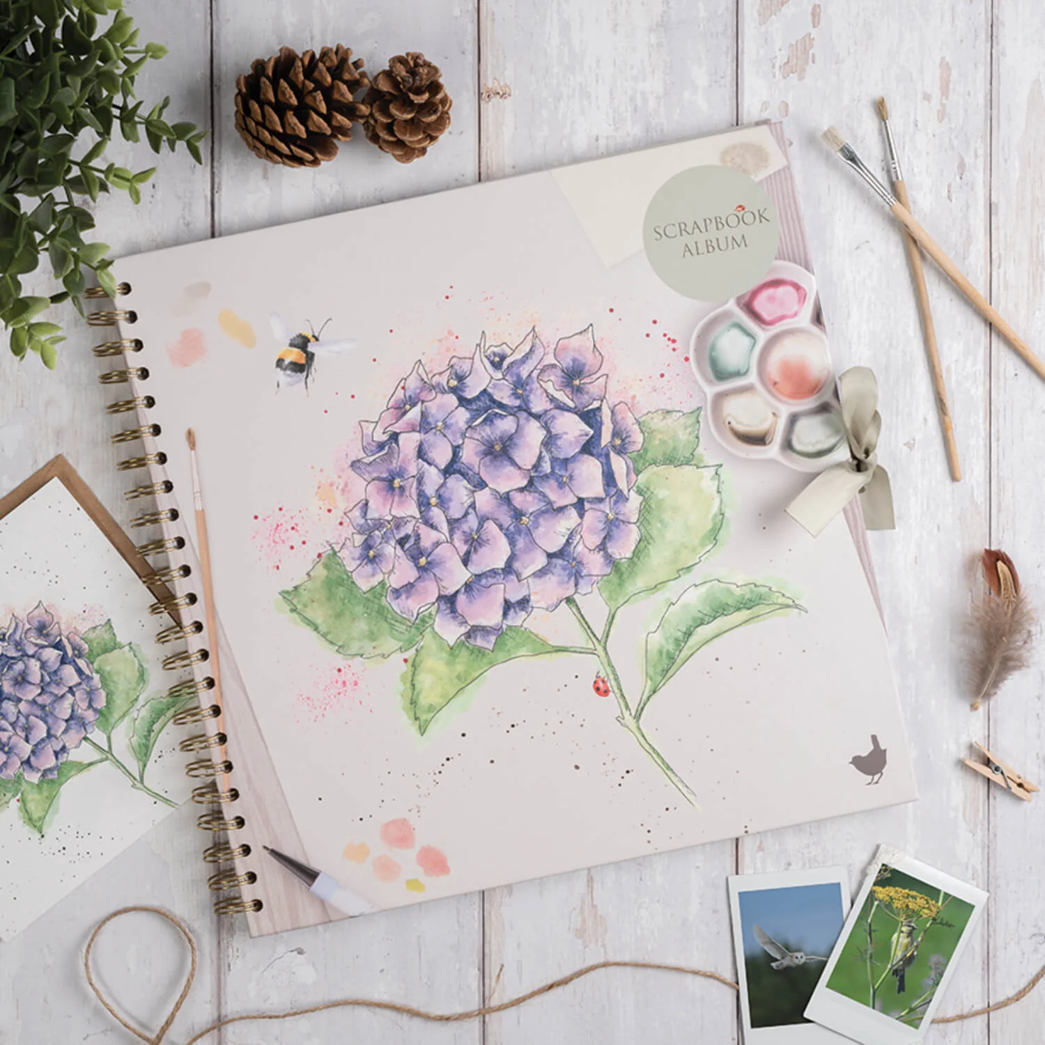 Wrendale Designs by Hannah Dale Scrapbook Album - Hydrangea - Image 5